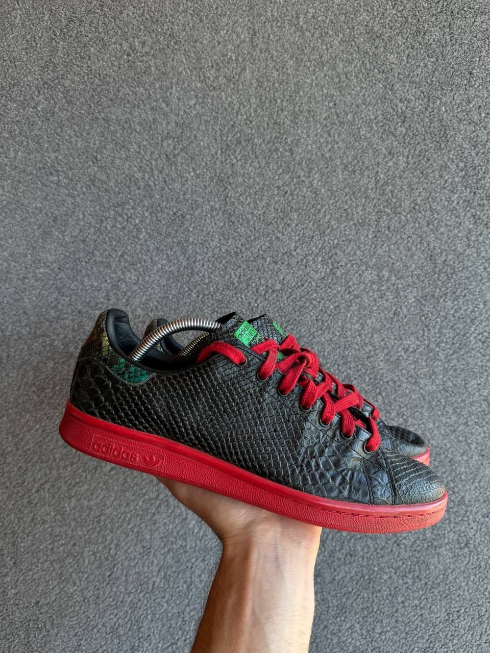 Adidas stan smith snakeskin black online