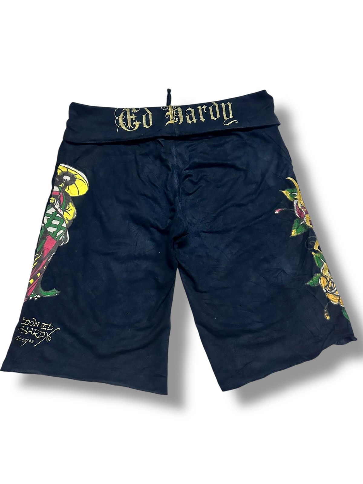 Ed Hardy Ed Hardy Vintage Shortpant Butterfly Embodied Faded Wash. Size US 30 / EU 46 - 2 Thumbnail