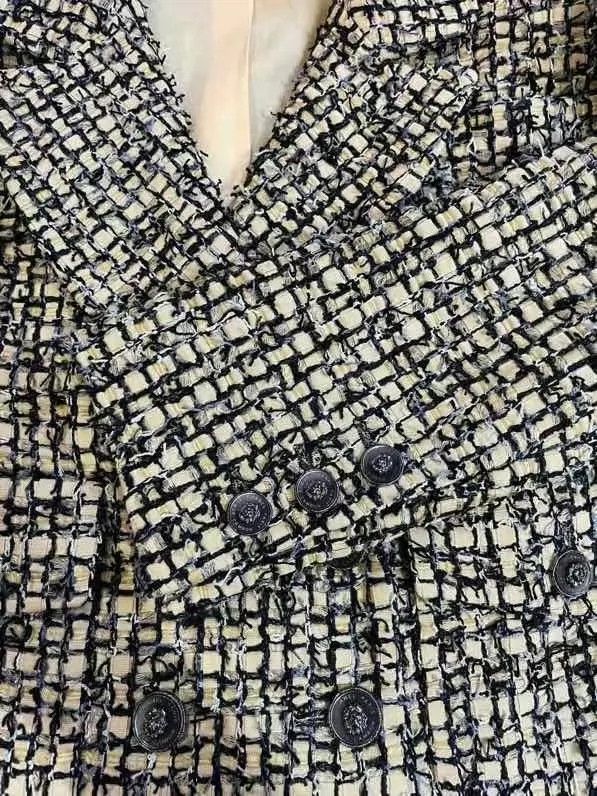 Chanel Chanel Tweed yellow plaid coat Size XS / US 0-2 / IT 36-38 - 6 Thumbnail
