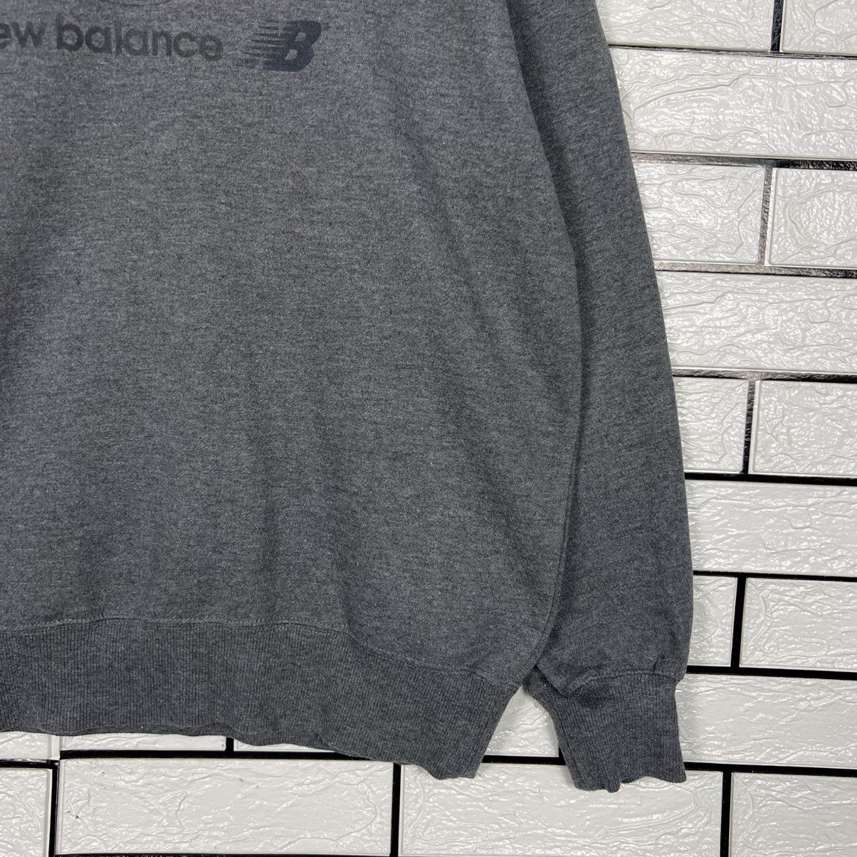 New Balance NEW BALANCE Shoes Big Logo Crewneck Sweatshirt #3984-C181 Size US L / EU 52-54 / 3 - 7 Thumbnail