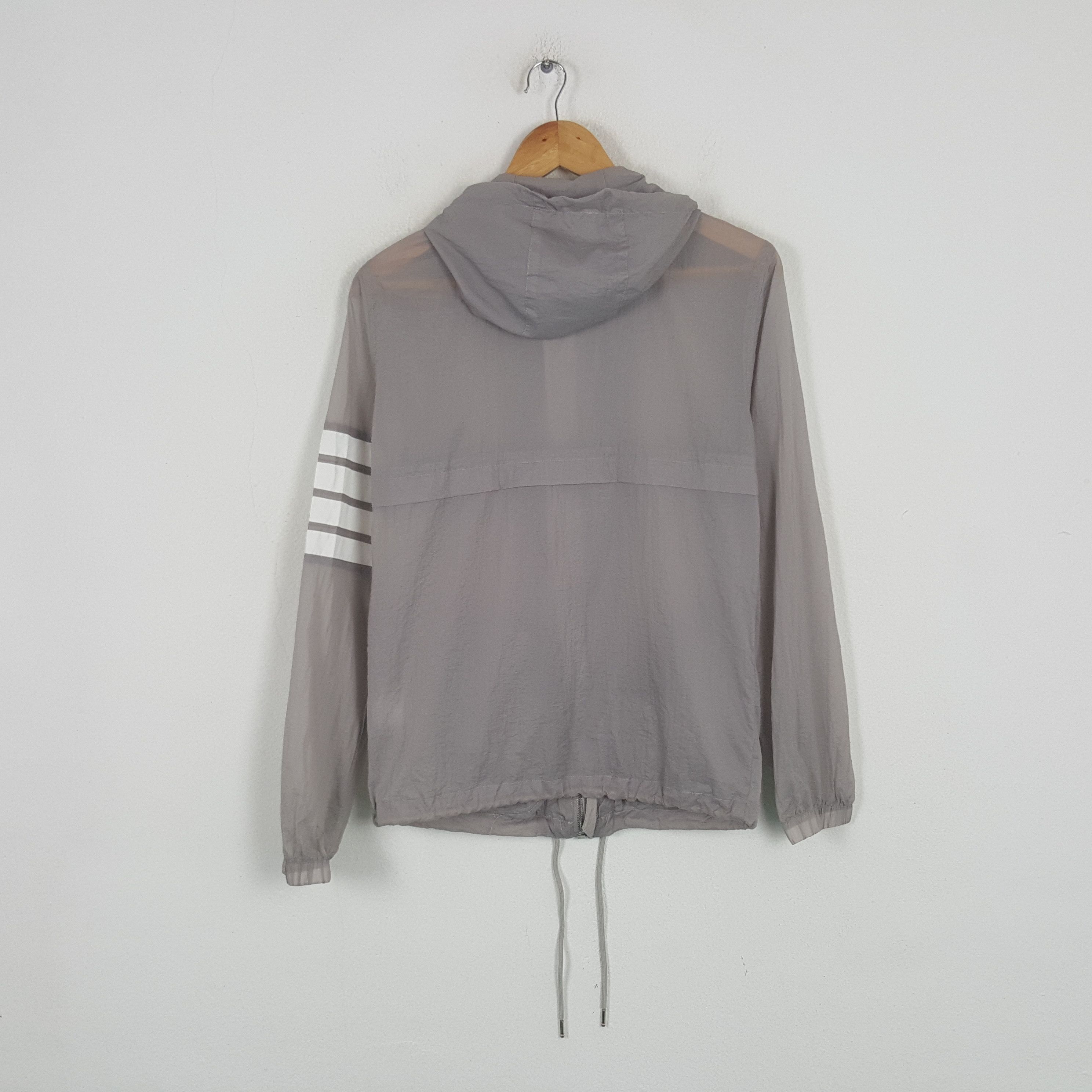 Designer Vintage Thom Browne American Windbreaker Jacket C292N17 Size US XS / EU 42 / 0 - 3 Thumbnail