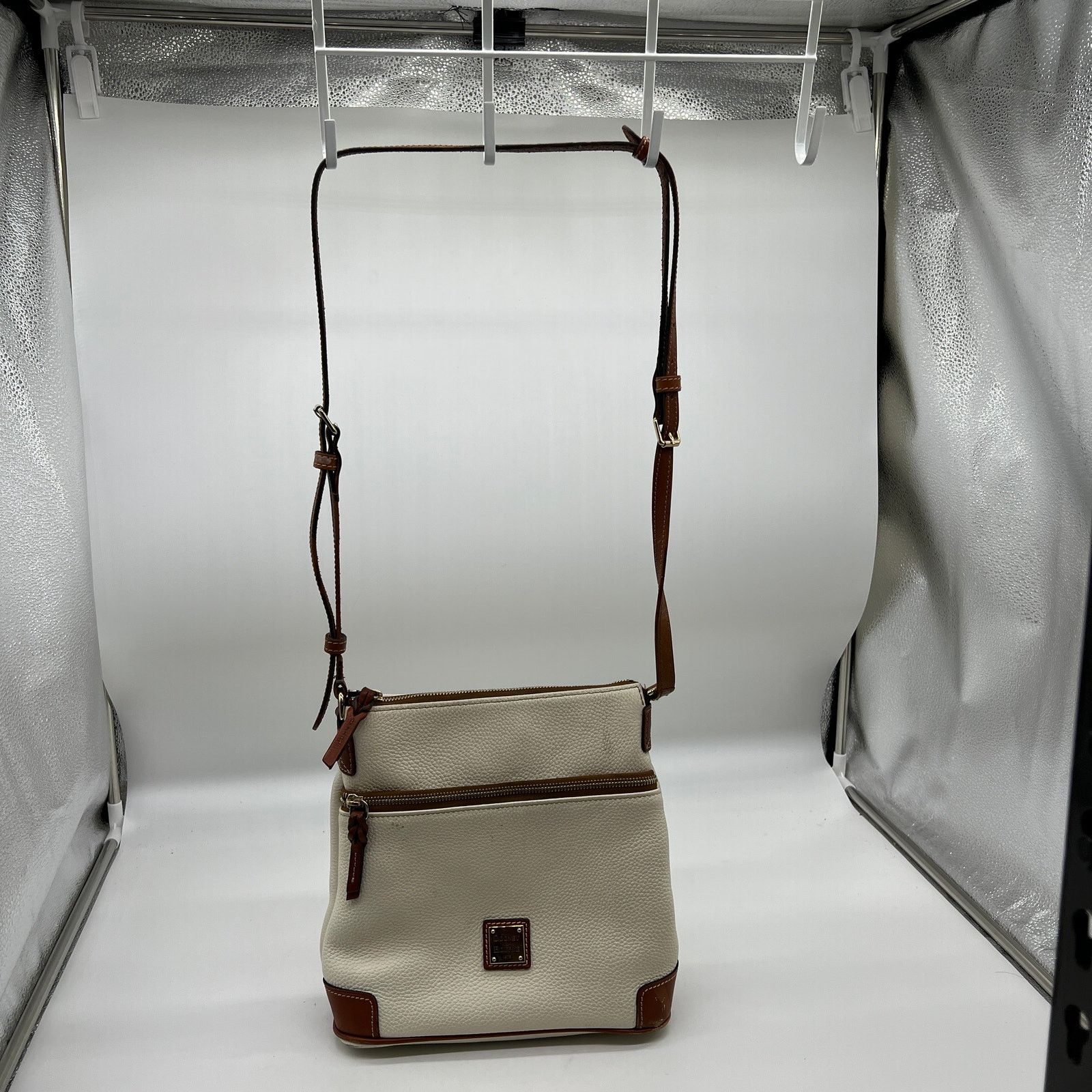 Dooney & Bourke Dooney & Bourke Pebble Leather Crossbody Purse White Size ONE SIZE - 3 Thumbnail