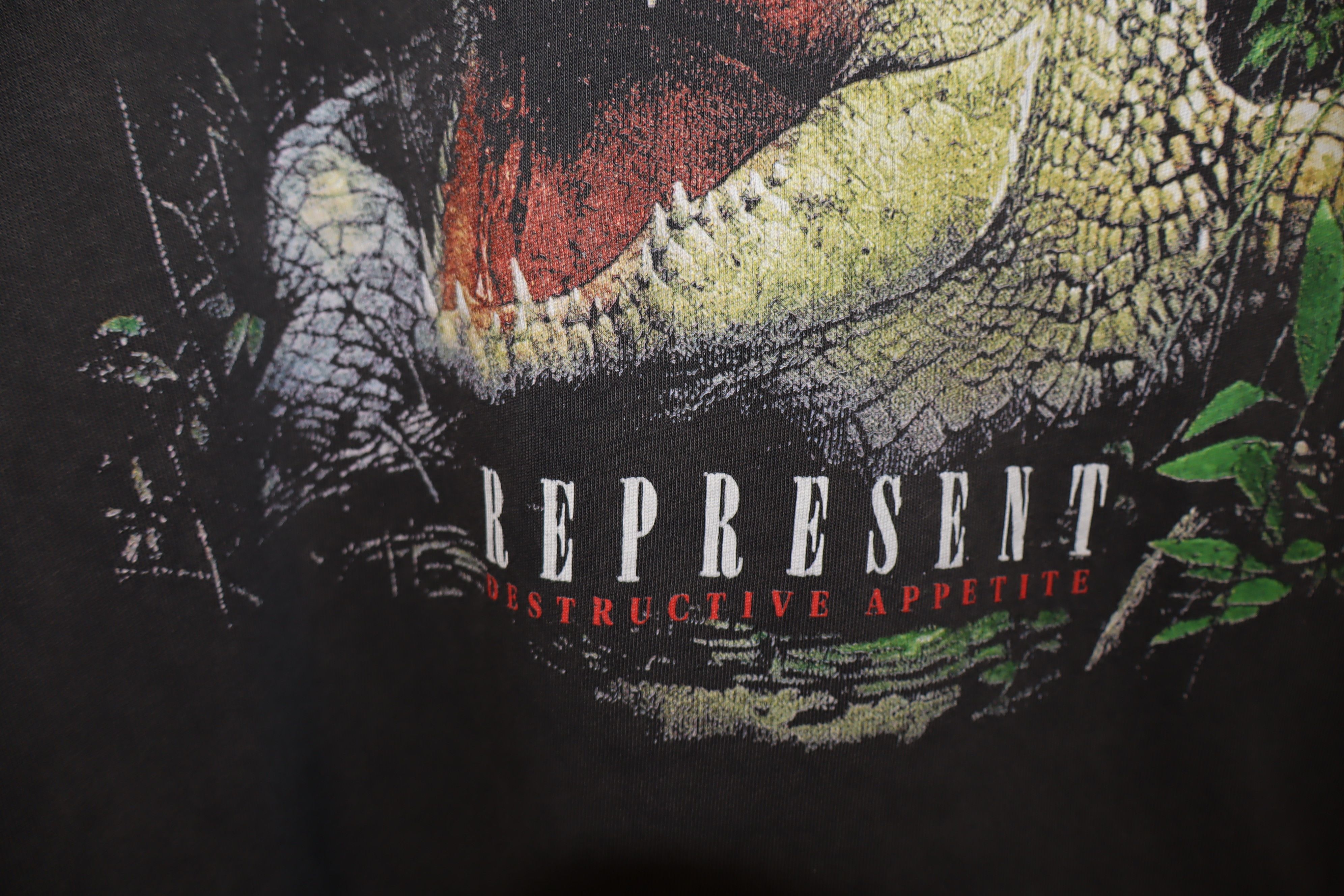 Represent Clo. Destructive apetite print t-shirt Size US XL / EU 56 / 4 - 6 Thumbnail