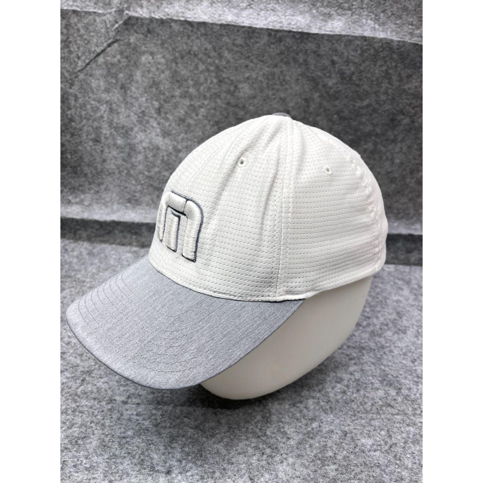 TravisMathew VINTAGE not applicable; but item is Travis Mathew Hat Cap Snap Back Adult One Size White Gray Polyester Cotton Blend Size ONE SIZE - 4 Thumbnail