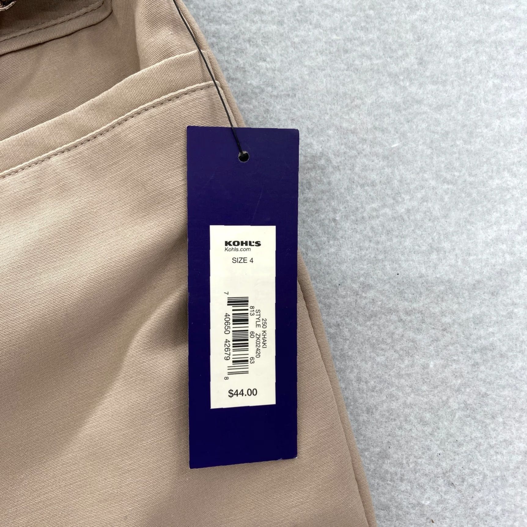 Apt. 9 Apt. 9 Maxwell Capri Pants Women's 4 Beige Stretch Mid Rise Straight Belted NWT Pants Size 26" / US 2 / IT 38 - 4 Thumbnail