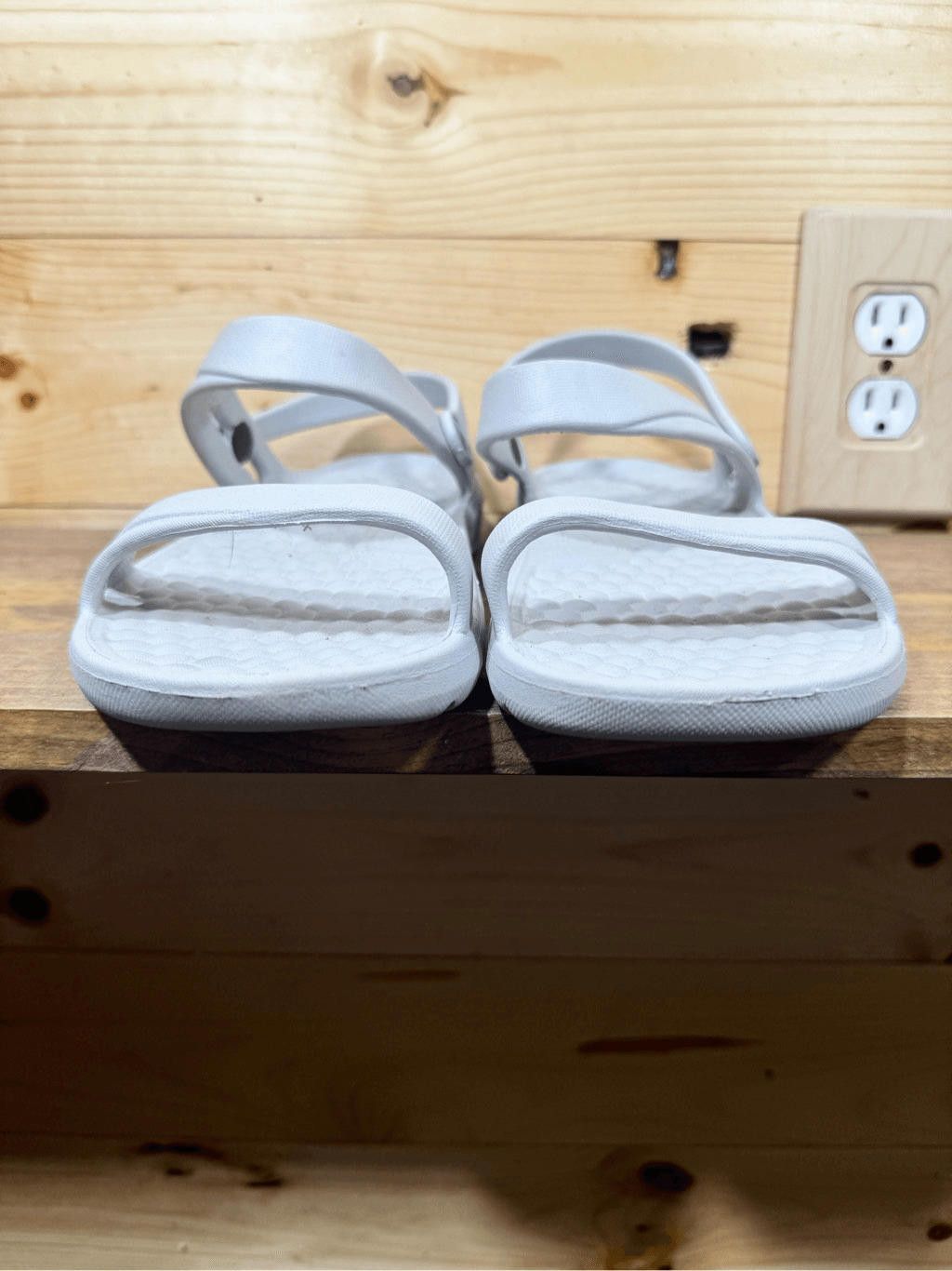 Designer Joybees Women's Size 11 Gray Dance Sandal Sporty Arch Supp Size US 11 / IT 41 - 2 Thumbnail