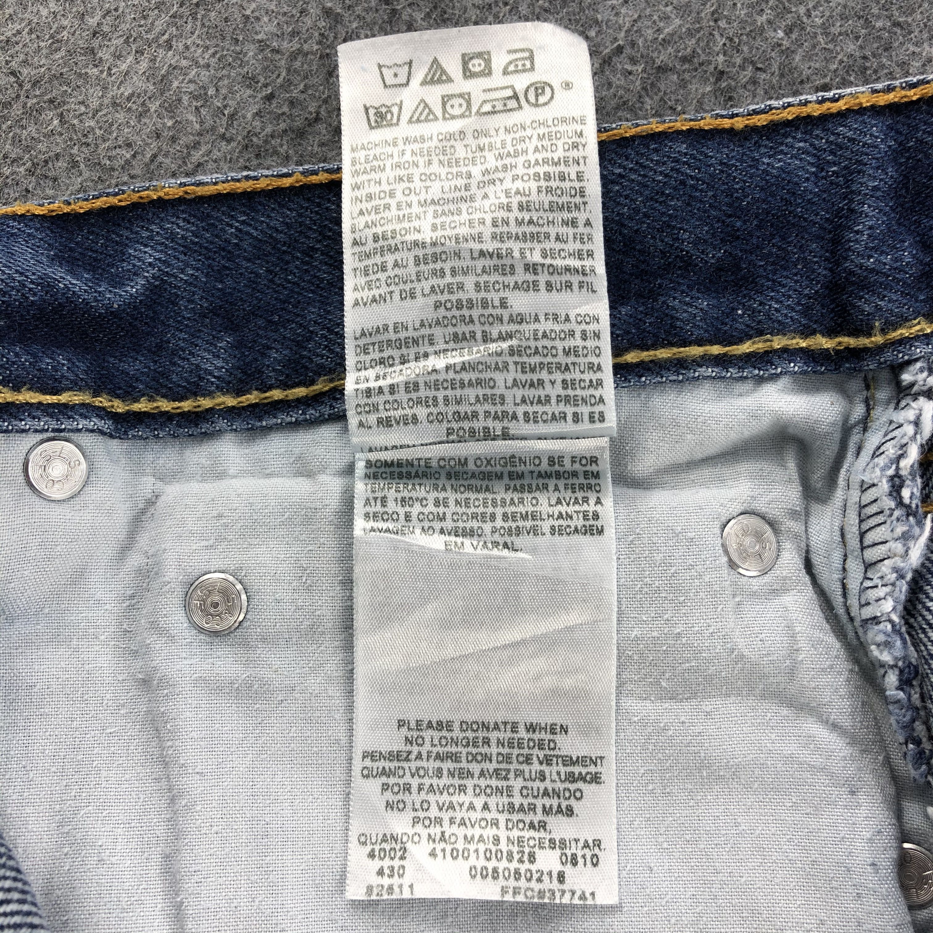 Levi's Faded Blue Vintage Levis 505 Jeans Straight Denim-J1055 Size US 35 - 10 Thumbnail