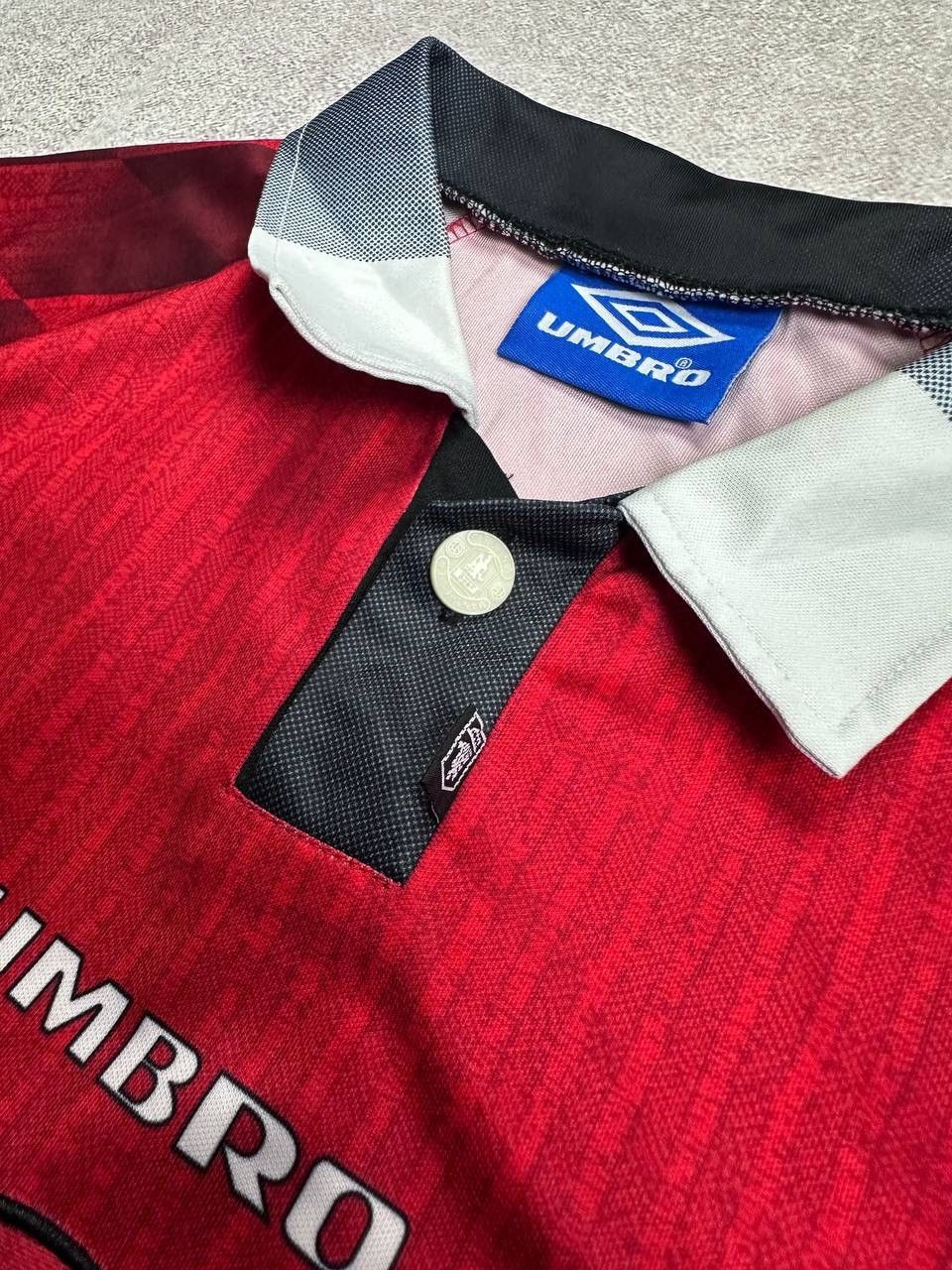 Umbro Vintage Umbro 1996-98 Manchester United Home Jersey XL Size US M / EU 48-50 / 2 - 6 Thumbnail