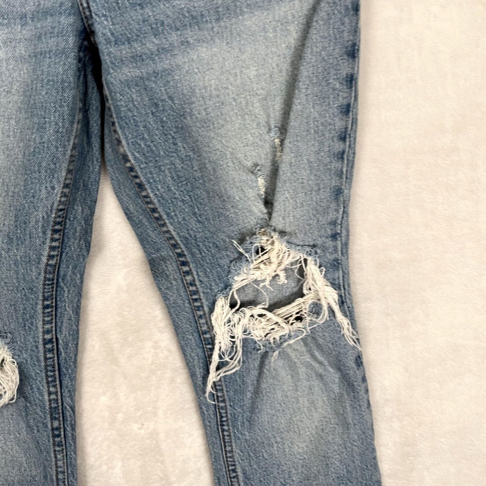 Abercrombie & Fitch VINTAGE Abercrombie & Fitch The Skinny High Rise Jeans Womens 27 4S Distressed Denim Size 27" / US 4 / IT 40 - 3 Thumbnail
