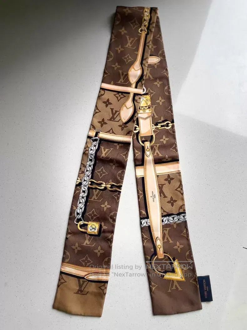 Louis Vuitton Louis Vuitton Brown presbyopic pattern twill silk scarf Size ONE SIZE - 2 Thumbnail