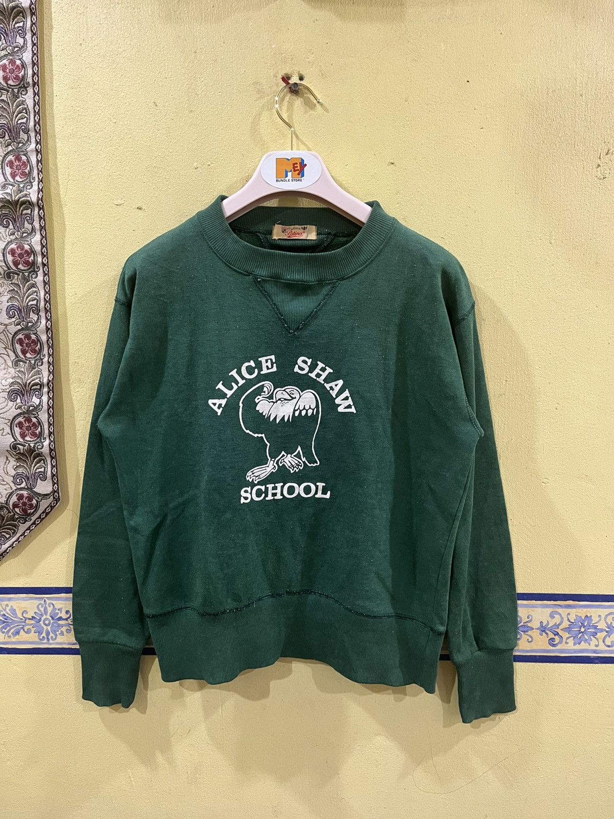 Vintage vintage Alice Shaw School sweatshirt Size US L / EU 52-54 / 3 - 1 Thumbnail