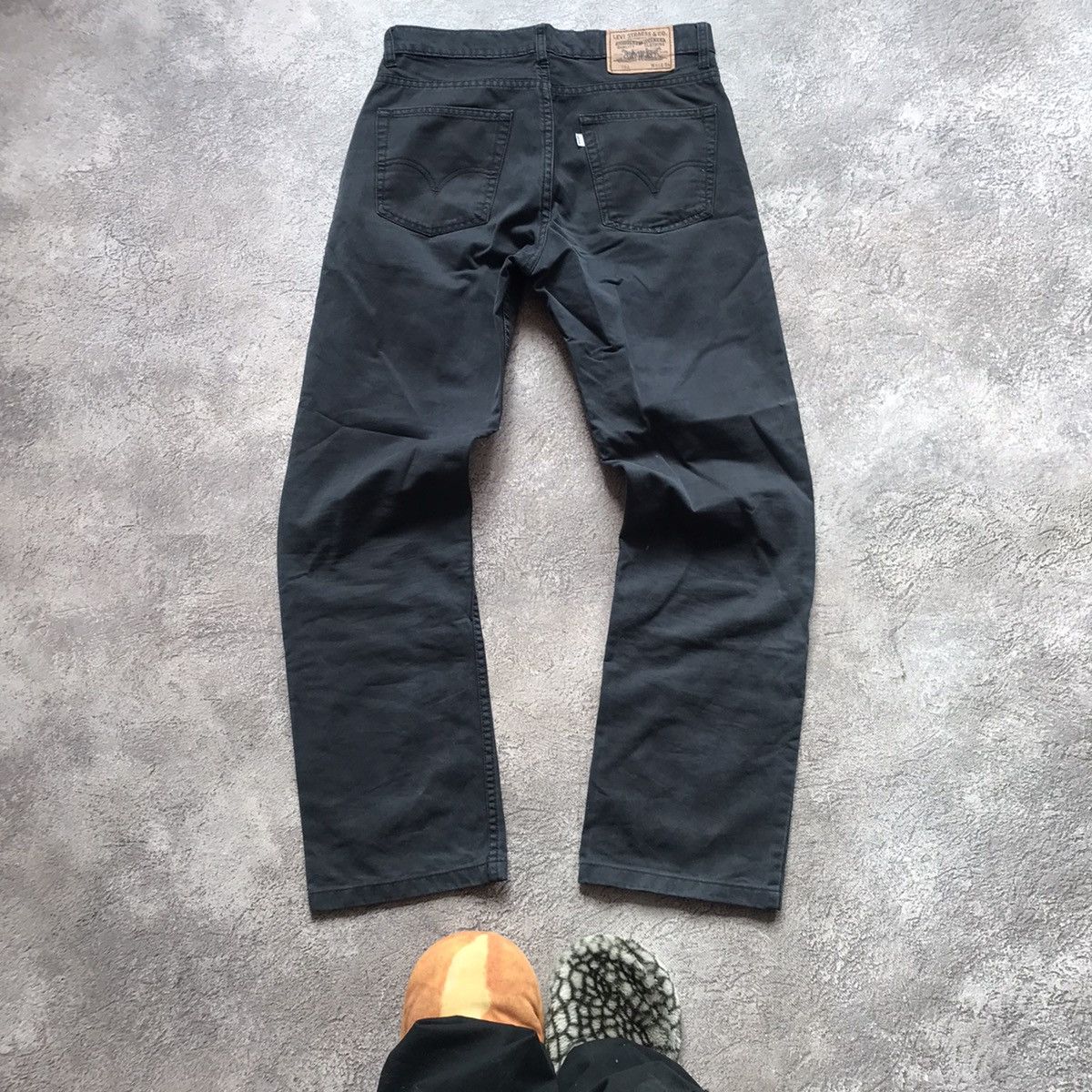 Vintage Vintage 90s Levis Baggy Relaxed Fit Streetwear Pants Logo 31 Size US 31 - 2 Thumbnail