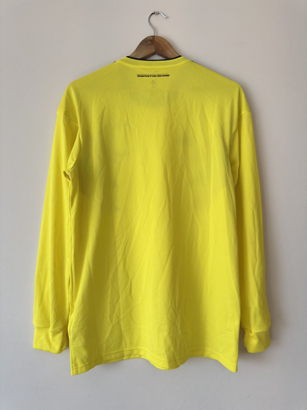 Adidas Colombia 2018-2019 Home Soccer Longsleeve Jersey Adidas Kit Size US M / EU 48-50 / 2 - 2 Thumbnail