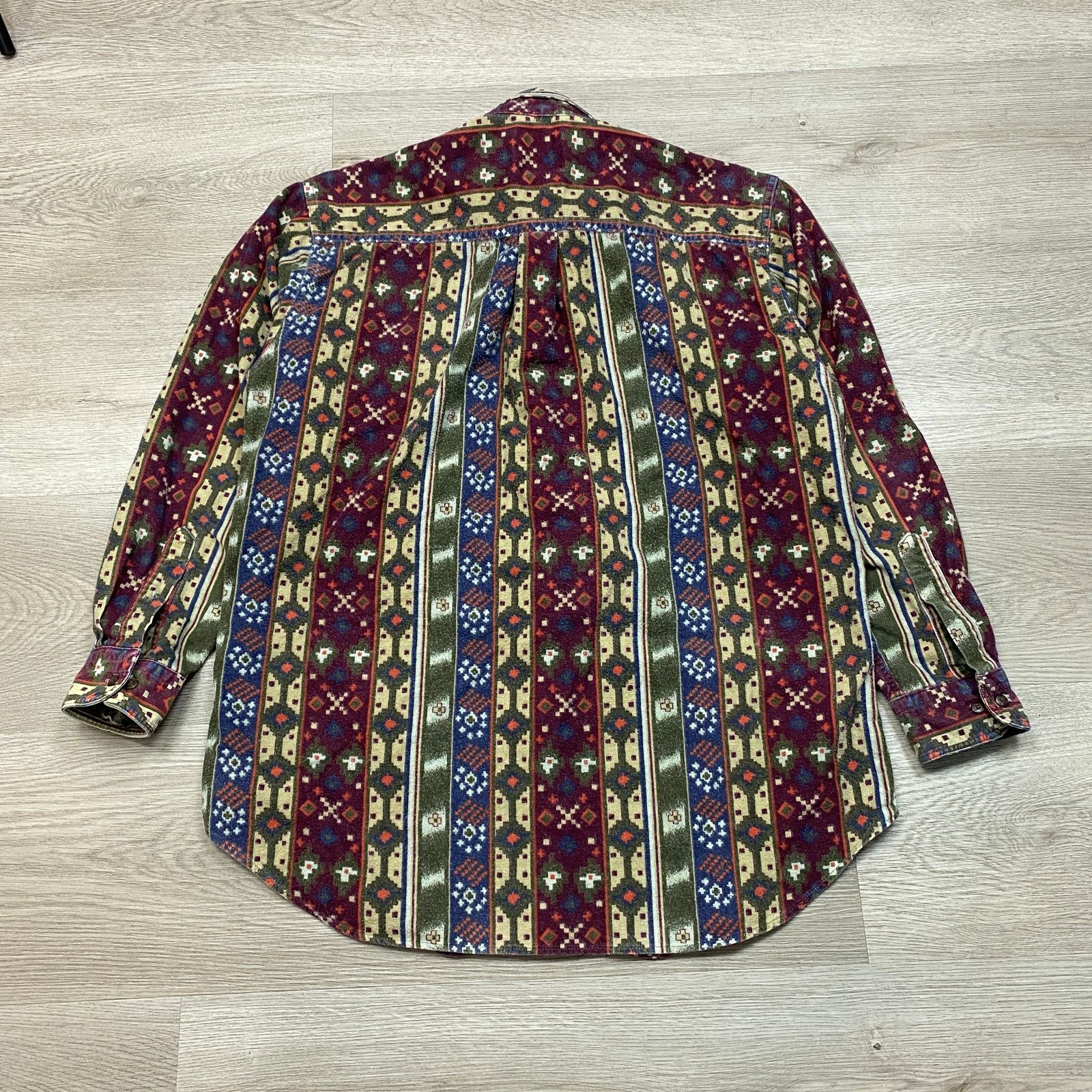 Vintage × Woolrich Woolen Mills VTG Woolrich Aztec Print Button Flannel Shirt Large Western Size US L / EU 52-54 / 3 - 3 Thumbnail