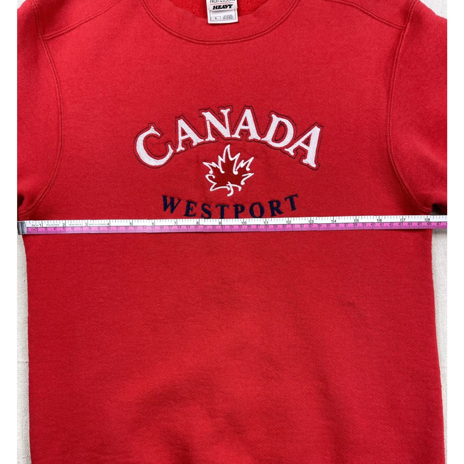 Fruit Of The Loom VINTAGE Fruit of the Loom Canada Crewneck Sweatshirt Westport Maple Leaf Hockey 90s S Red Mens Pullover Size US S / EU 44-46 / 1 - 4 Thumbnail