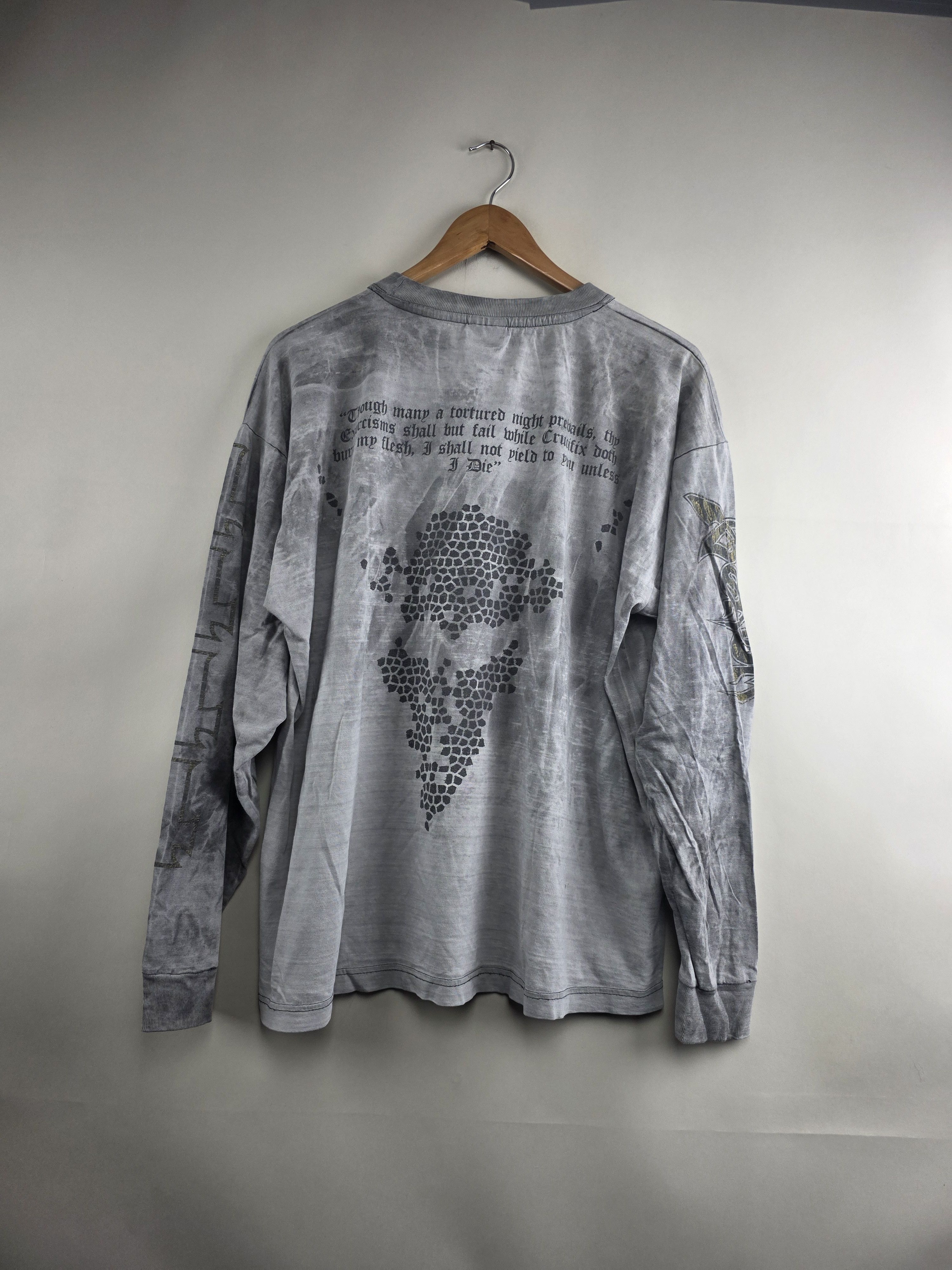 Band Tees × Vintage 1997 Venom At war with satan Long-sleeved XL 23.5" 27" Size US L / EU 52-54 / 3 - 6 Thumbnail