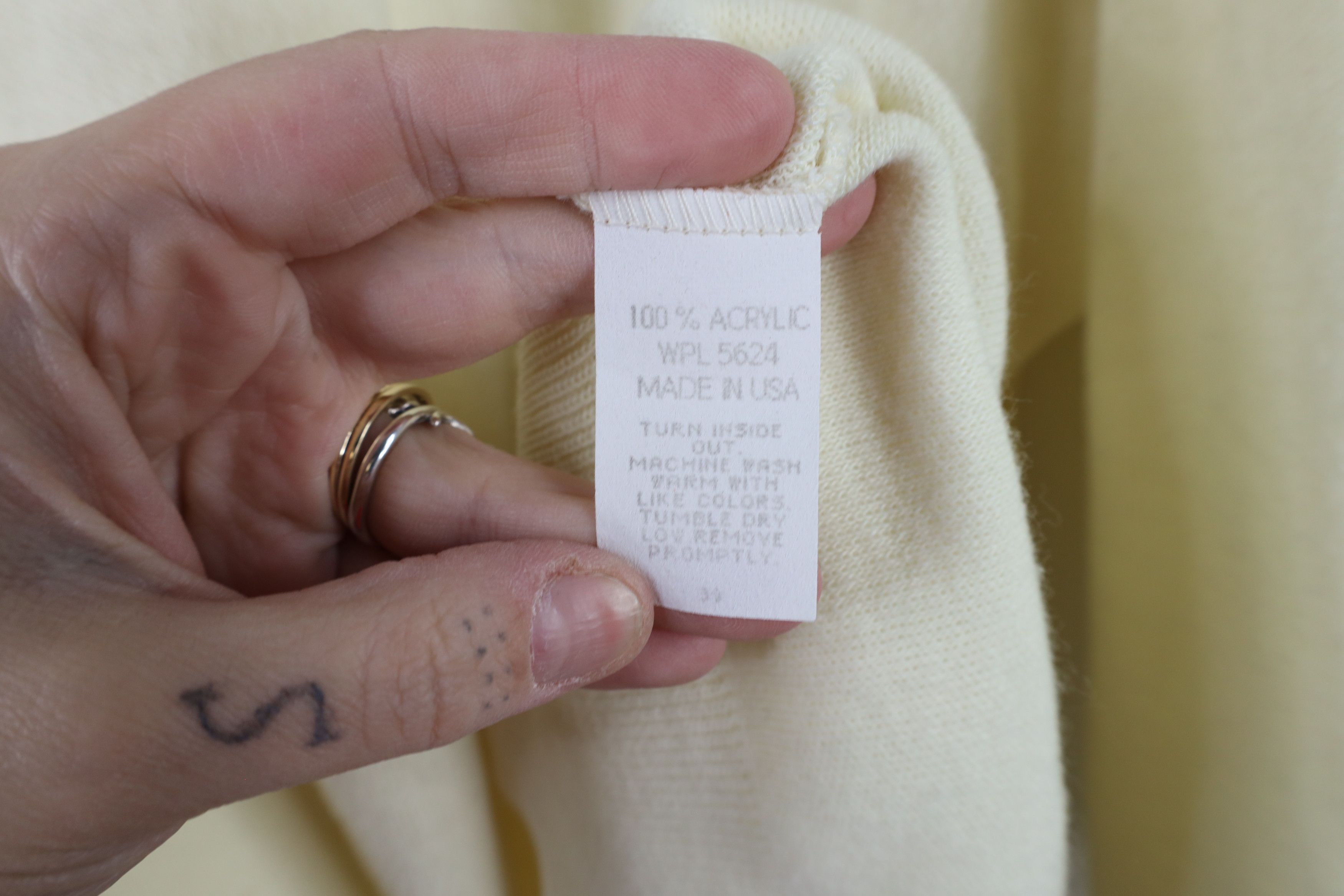 Vintage Vintage 80s 90s Jeep Motors Knit V-Neck Sweater Cream USA Size US XXL / EU 58 / 5 - 6 Thumbnail