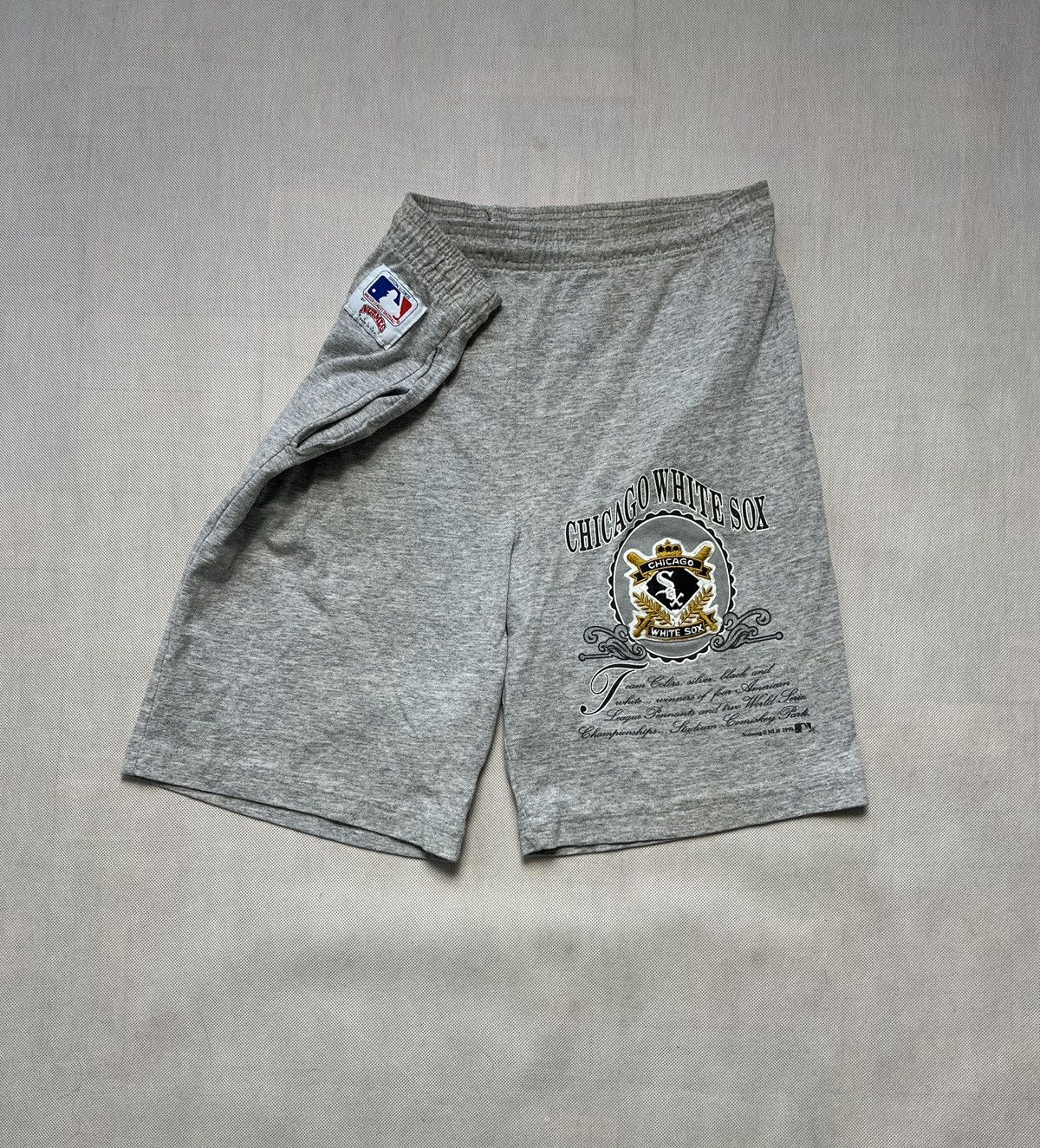 MLB × Majestic × Nutmeg Shorts Chicago White Shox 1991 vintage MLB majestic nutmeg Size US 34 / EU 50 - 1 Thumbnail