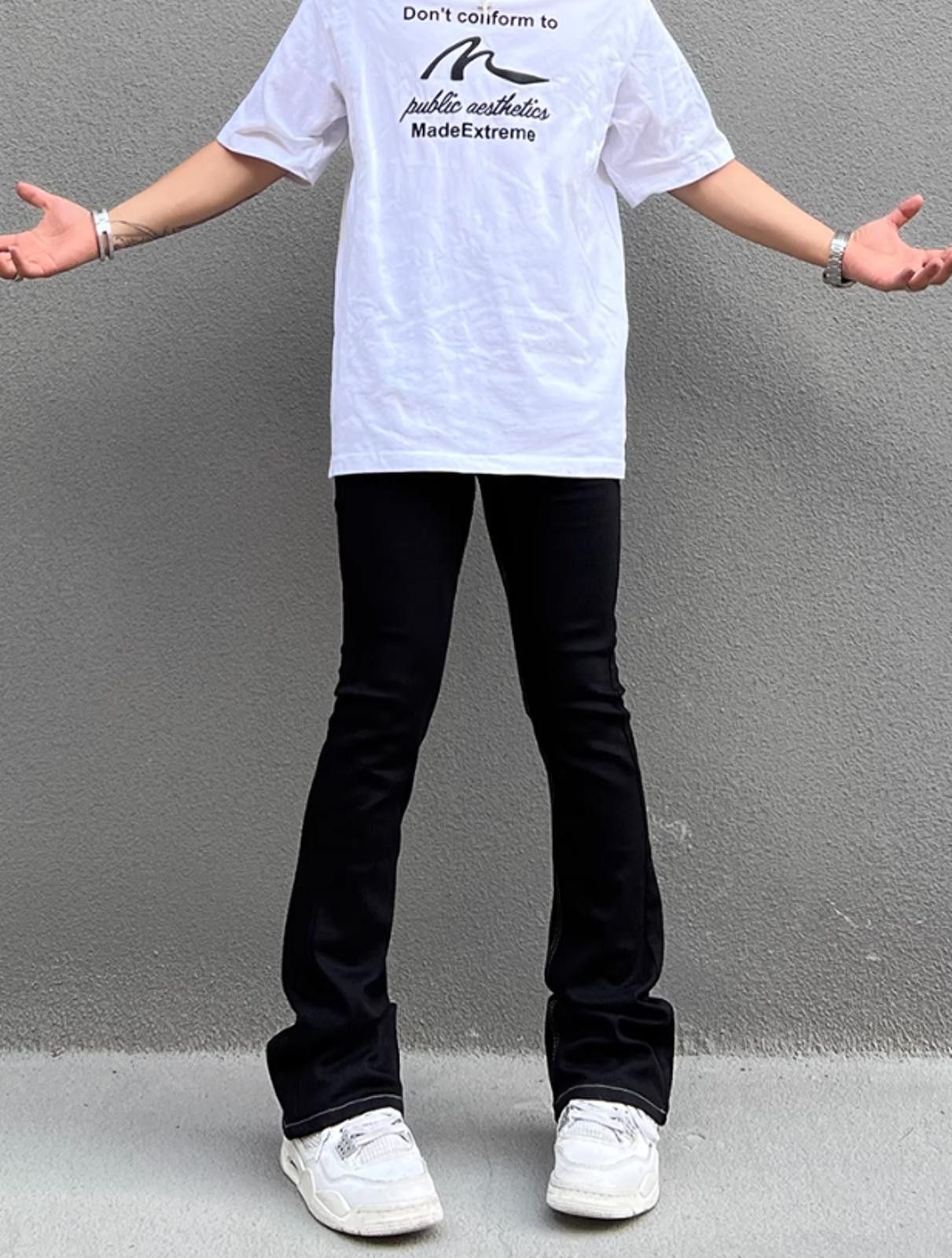 Japanese Brand Skinny Stacked Flare Black Jeans with White Stitching Size US 32 / EU 48 - 2 Thumbnail
