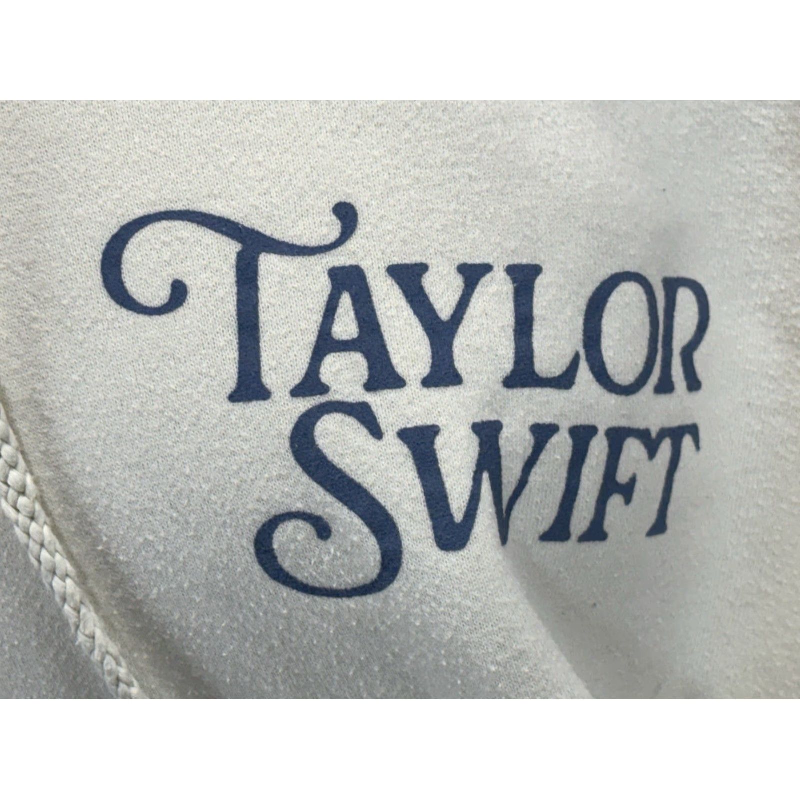 Vintage Taylor Swift 1989 Hoodie Pullover Womens Size M Ivory 1989 Band Graphic Print Hooded Sweatshirt Men? No Girls? Wait. Size M / US 6-8 / IT 42-44 - 6 Thumbnail