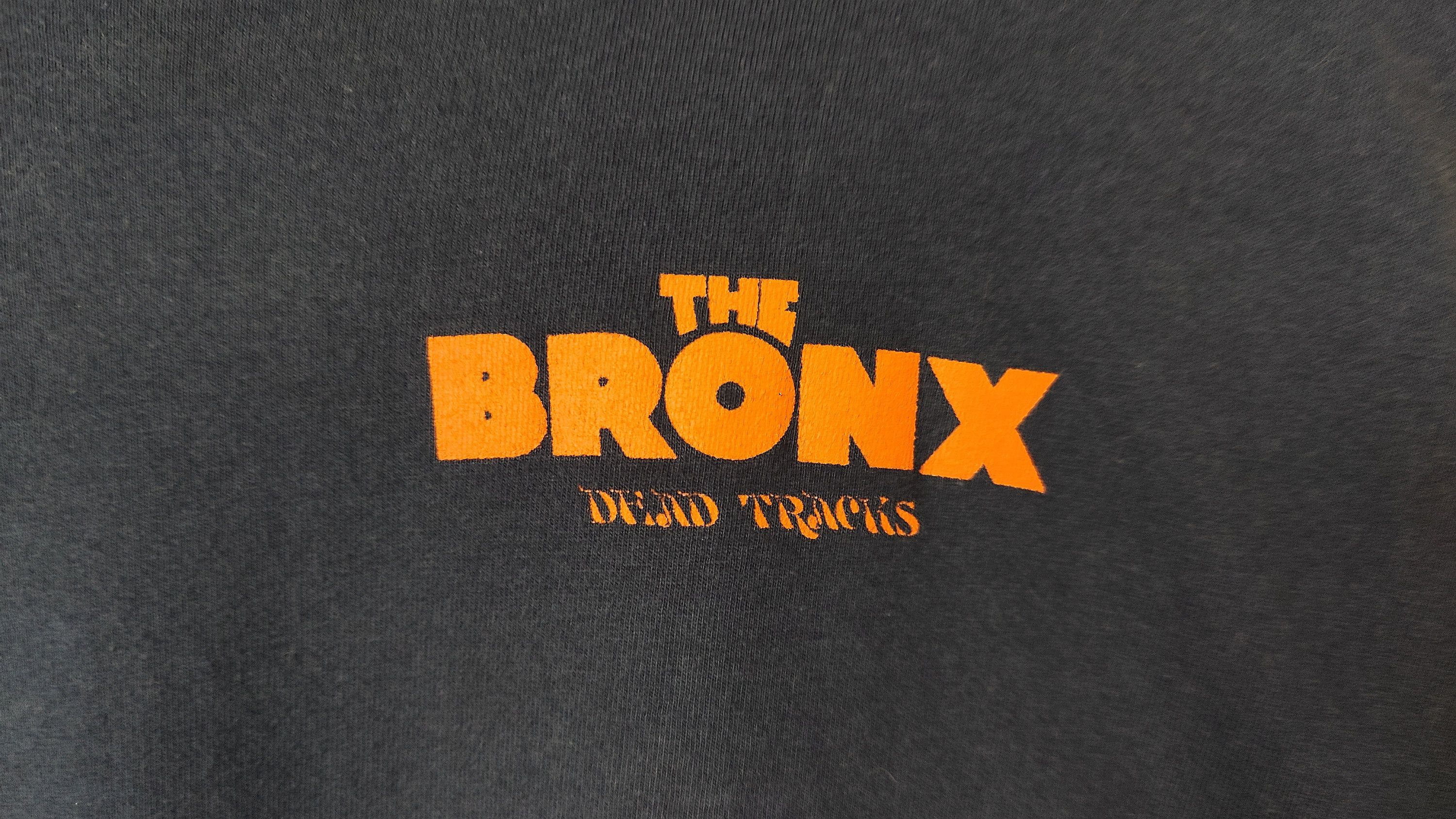 Band Tees The Bronx 2000s Dead Tracks VTG Longsleeve Tshirt Size US L / EU 52-54 / 3 - 5 Thumbnail