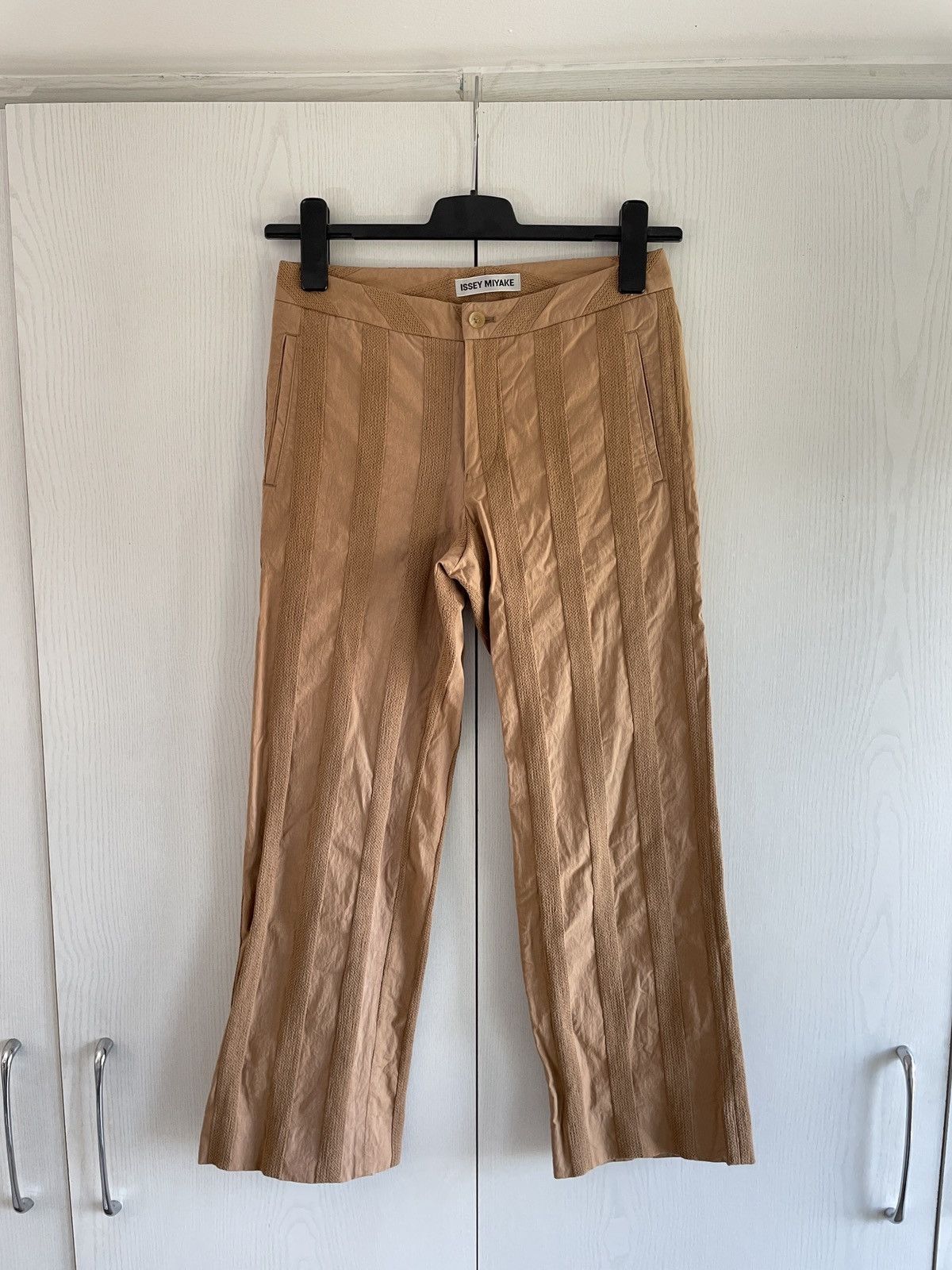 Issey Miyake Issey Miyake Textured Wide-Leg Cropped Trousers Size 29" - 1 Thumbnail