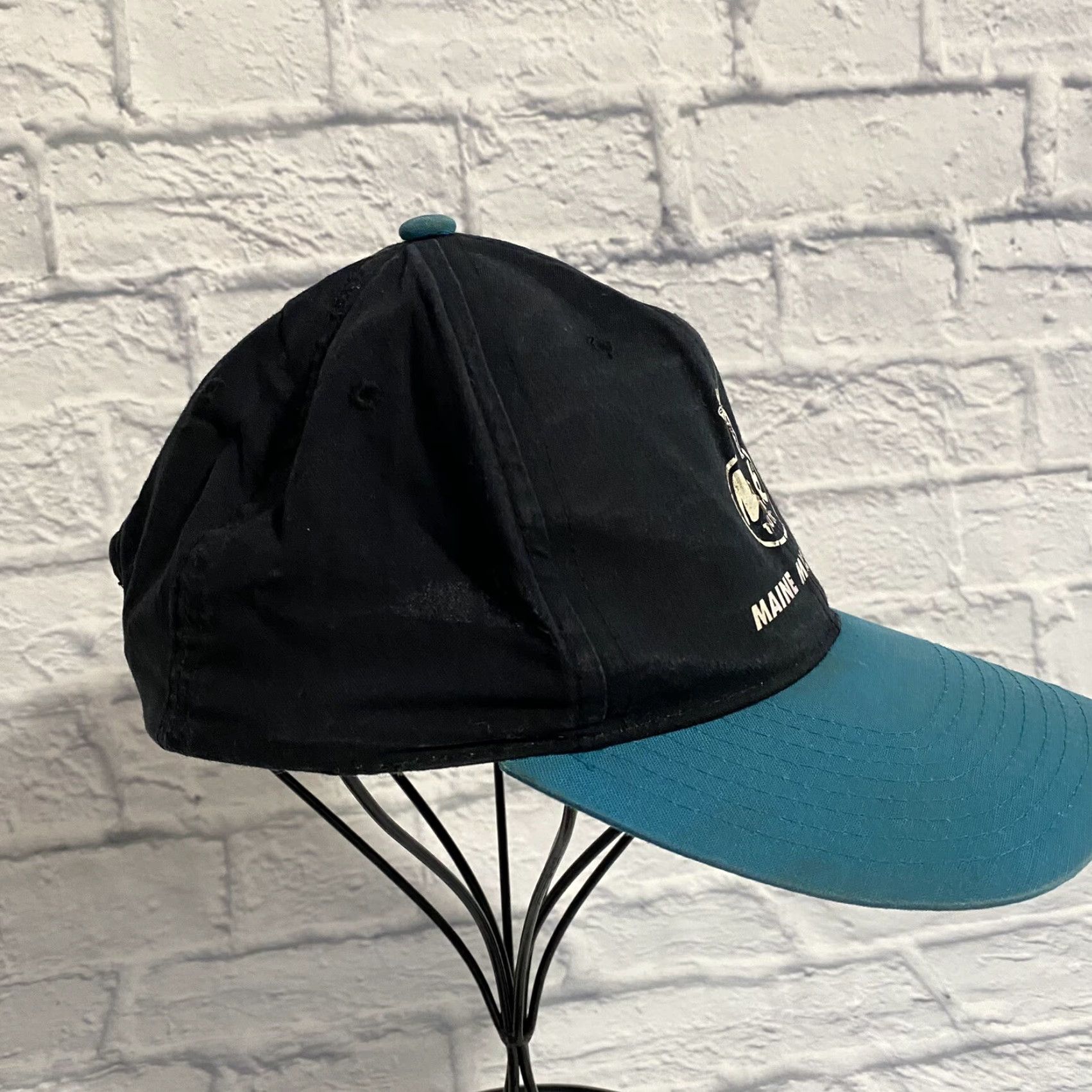 Vintage VINTAGE Mack Trucks Hat LitePro Cap Logo Maine Mack, Inc. Snapback Black Teal Mens Adjustable Cap USA 90s 80s Bias: Snapback, Lightweight, Breathable Size ONE SIZE - 6 Thumbnail