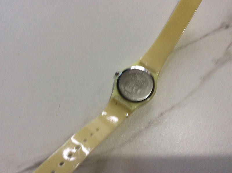 Designer identity yellow plastic watch Size ONE SIZE - 4 Thumbnail