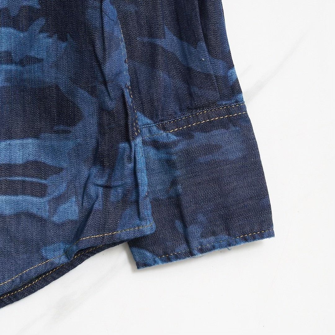 Dsquared2 Dsquared2 Men's Camo Denim Shirt Size US S / EU 44-46 / 1 - 3 Thumbnail