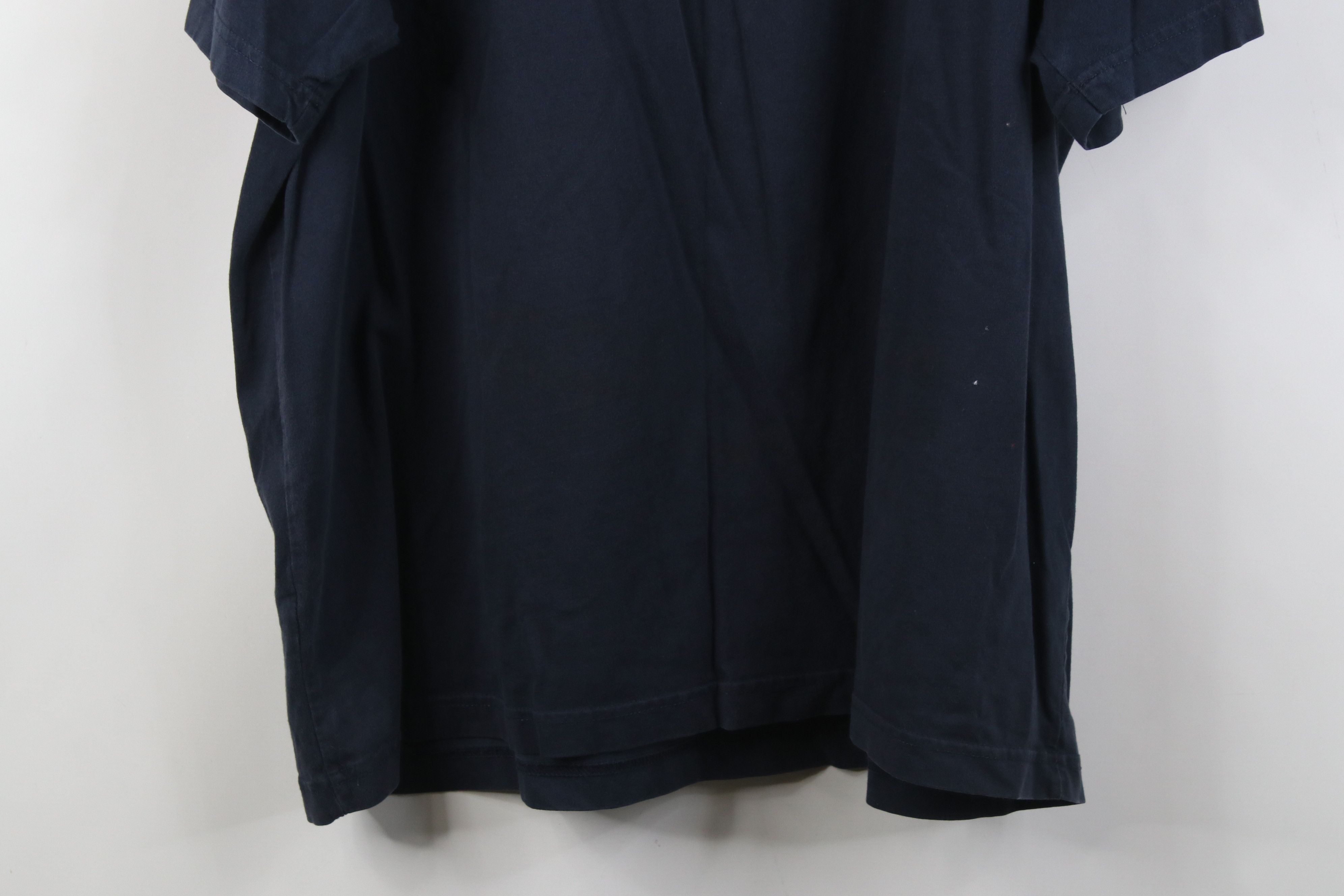 L.L. Bean Vintage Y2K LL Bean Heavyweight Cotton Pocket T-Shirt Blue Size US XL / EU 56 / 4 - 17 Thumbnail