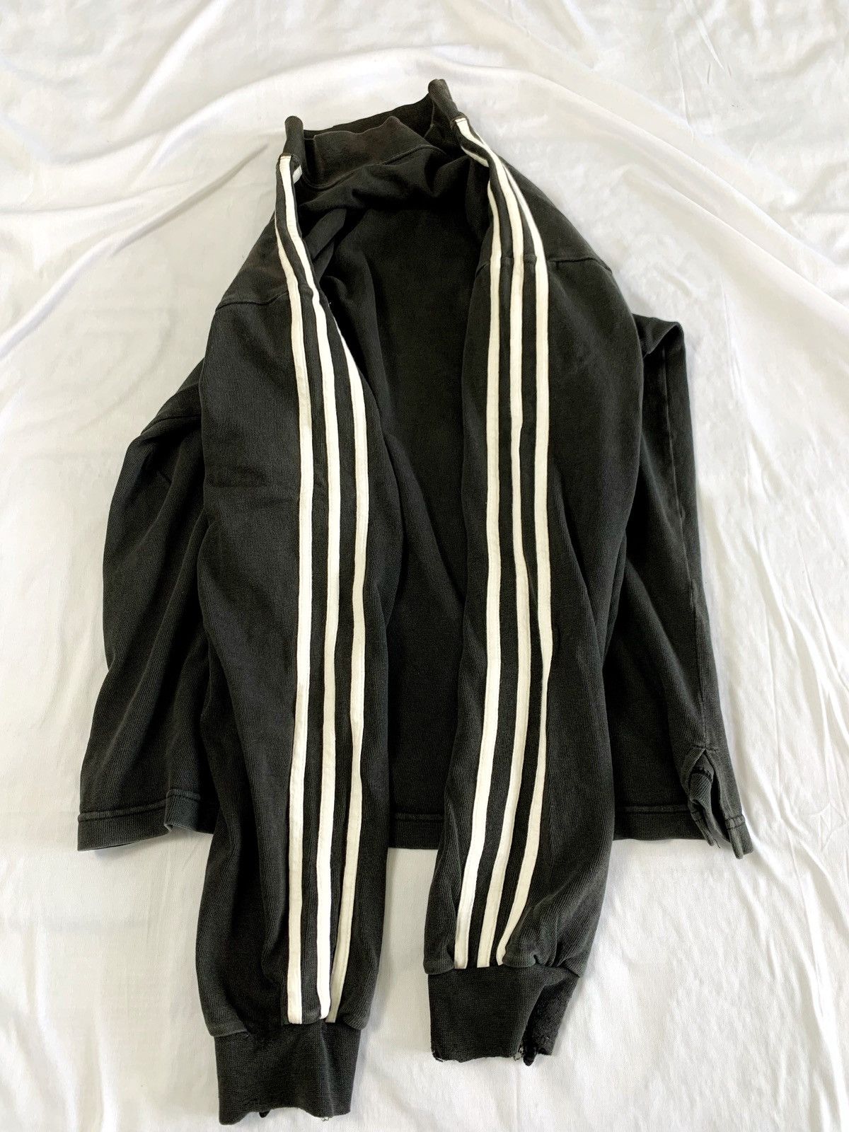 Adidas vintage adidas turtle neck longsleeve Size US M / EU 48-50 / 2 - 7 Thumbnail