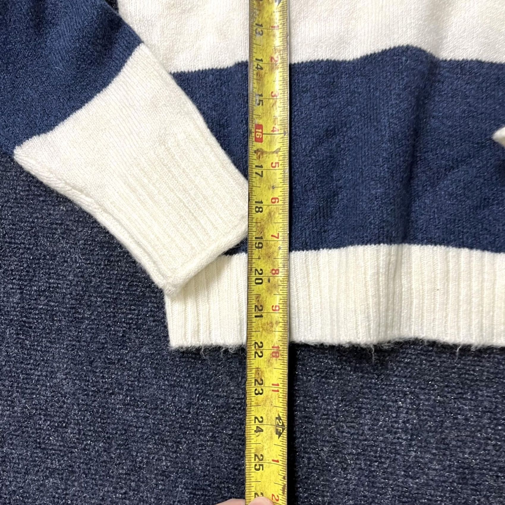 Vintage American Eagle Sweater Womens XXS Blue White Striped Crewneck Pullover Soft Knit Size XXS / US 00 / IT 34 - 3 Thumbnail