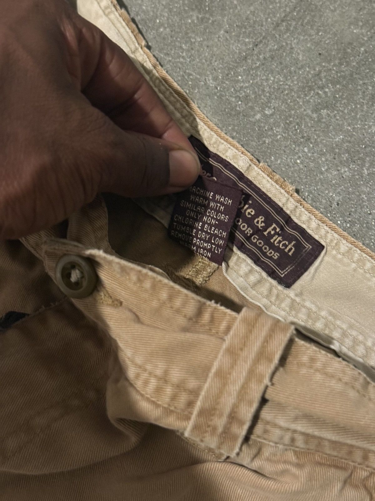 Abercrombie & Fitch Vintage Abercrombie & Fitch Khaki Cargo Pants Size US 30 / EU 46 - 5 Thumbnail