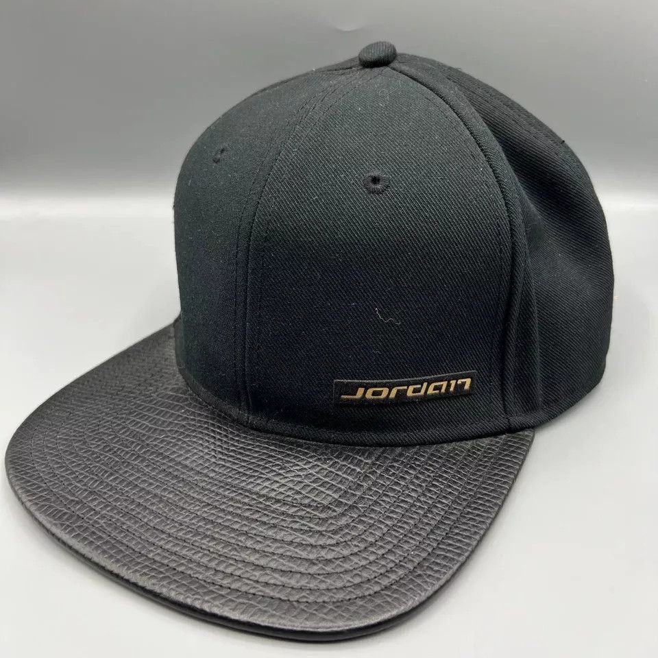 Jordan Brand Air Jordan Hat Men Black Leather Brim Jumpman Snap Back Cap Size ONE SIZE - 2 Thumbnail