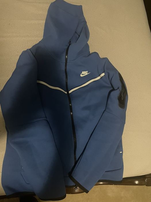 mens nike tech blue