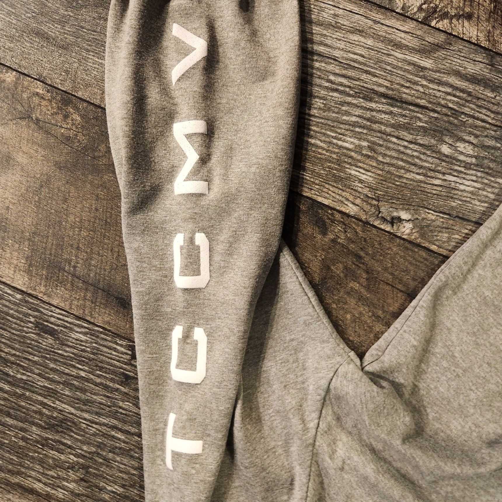 Under Armour Under Armour Memorial Tournament Muirfield Village CC Long Sleeve T Shirt, Small, Gray, Men, Regular Fit Size US S / EU 44-46 / 1 - 3 Thumbnail