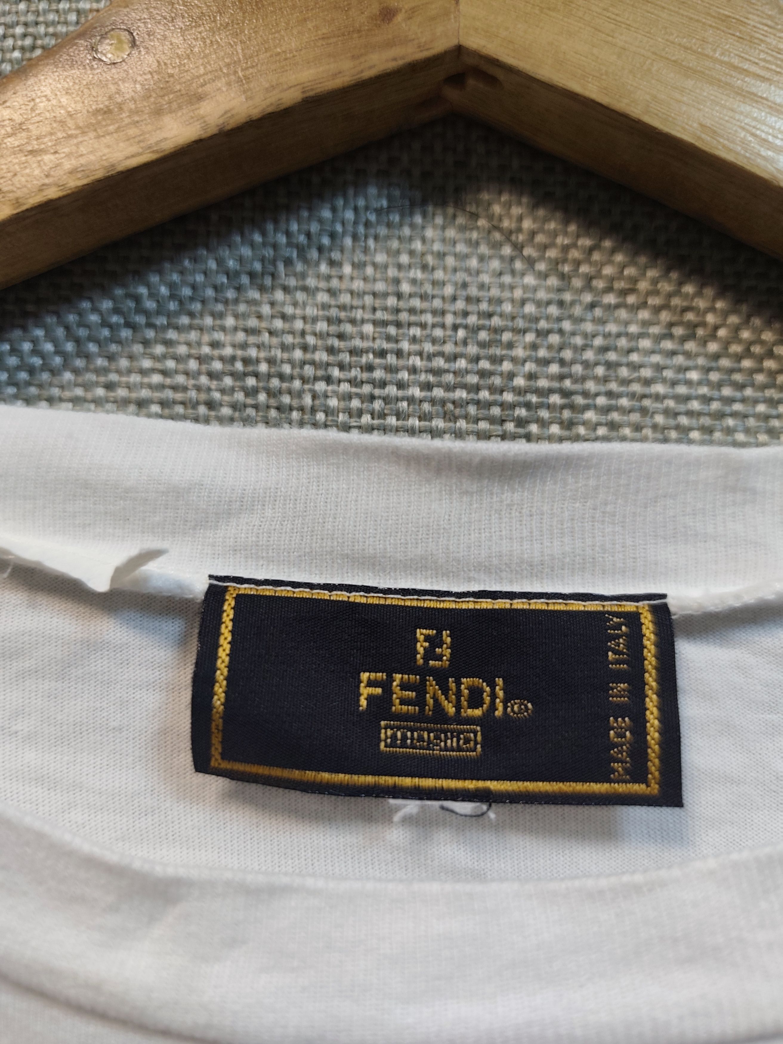 Fendi Fendi Tee Size US M / EU 48-50 / 2 - 5 Thumbnail