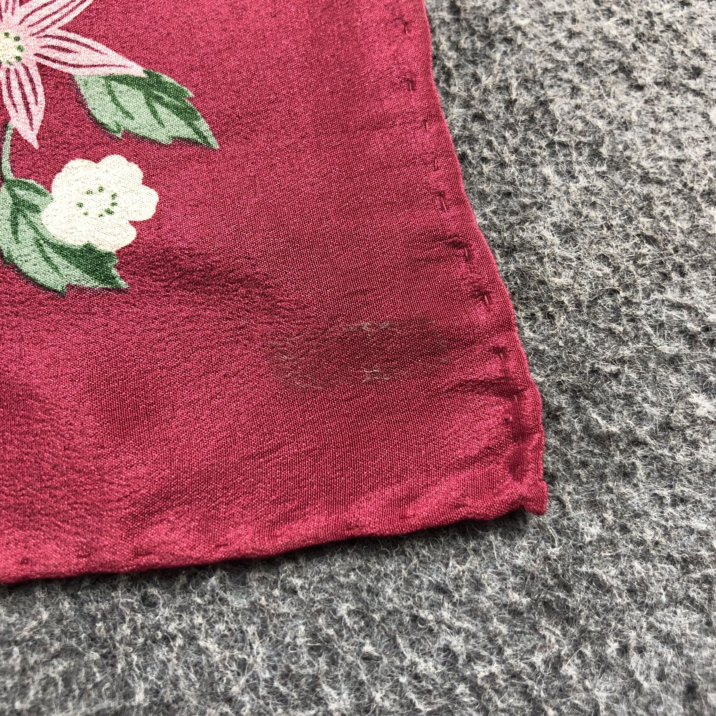 Hanae Mori Vintage Hanae Mori Floral Hand Rolled Silk Scarf M1321 Size ONE SIZE - 6 Thumbnail