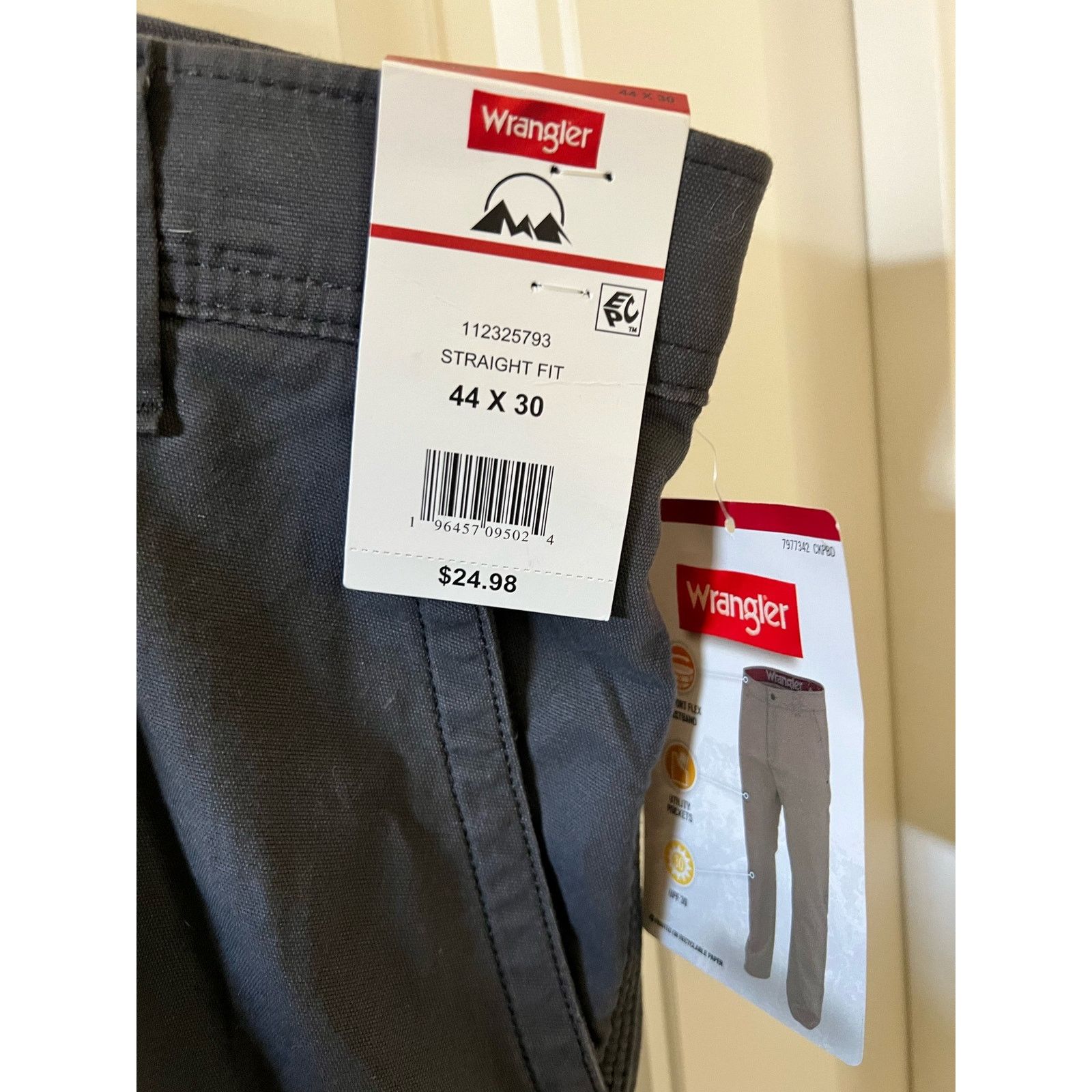 Wrangler Men's Outdoor Rugged Utility Pant Straight Fit 44 x 30 Size US 44 / EU 60 - 9 Thumbnail