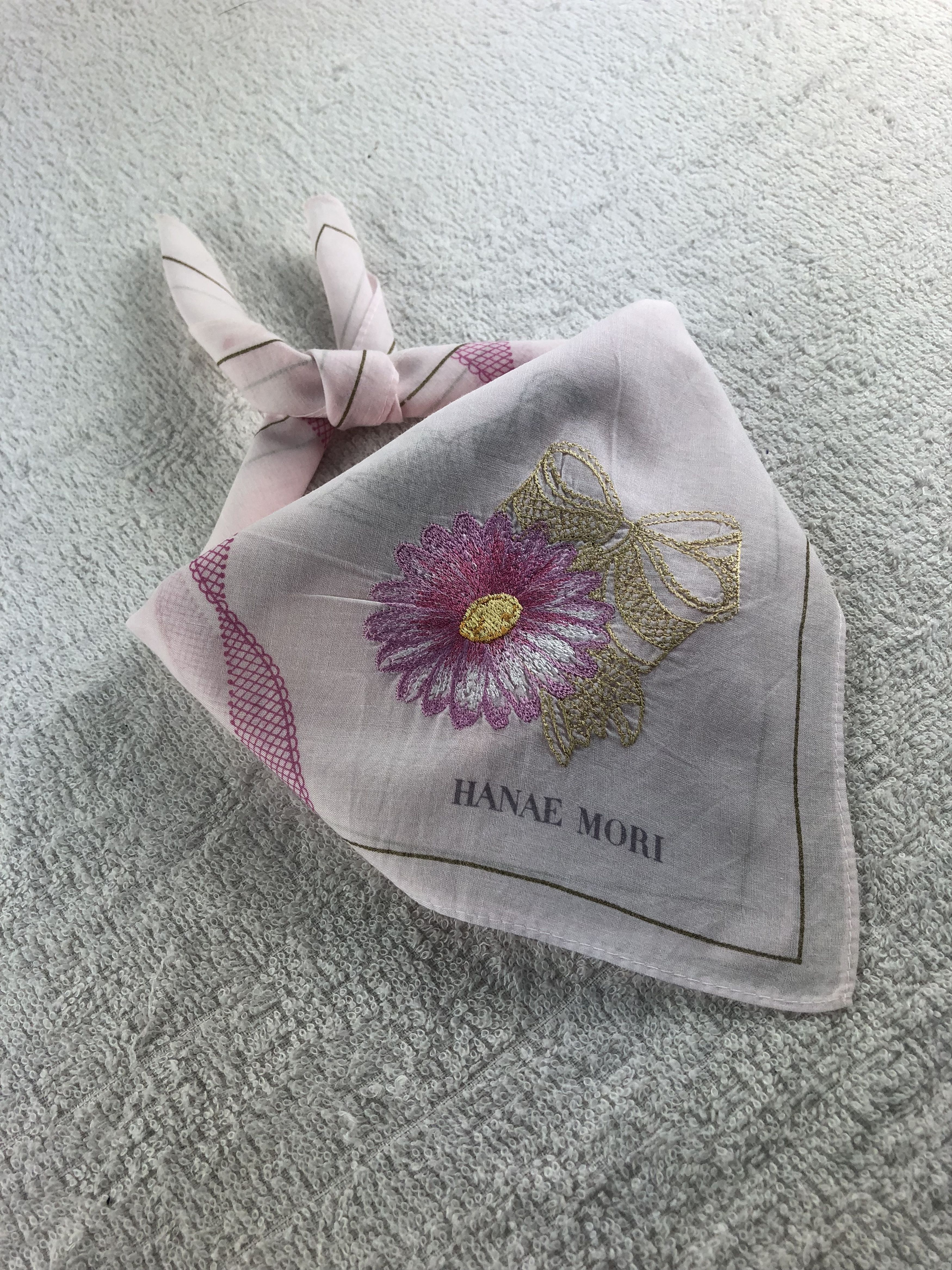 Hanae Mori Hanae Mori Handkerchief / Bandana / Neckerchief C189 Size ONE SIZE - 1 Thumbnail