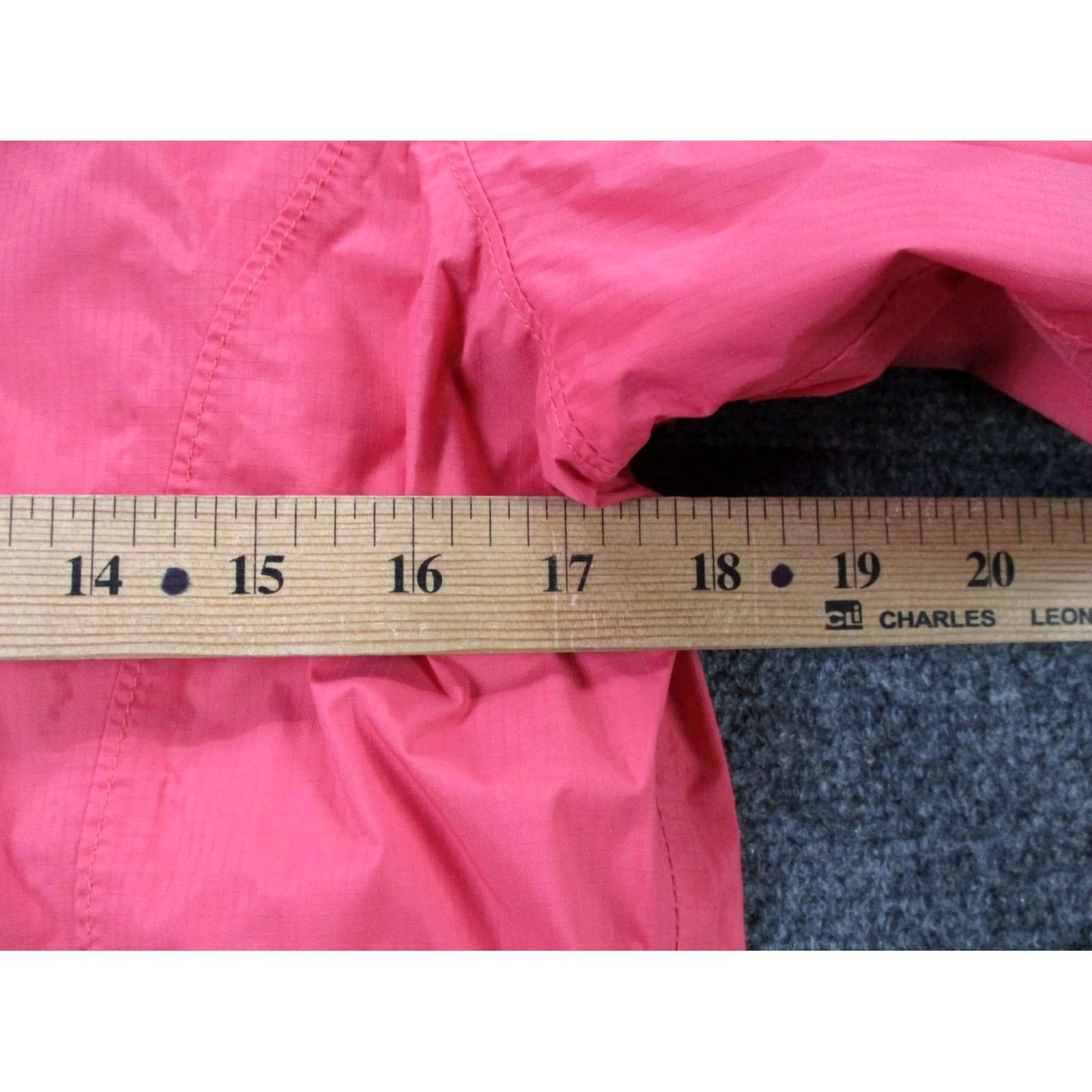 The North Face Nike North Face? Size M / US 6-8 / IT 42-44 - 5 Thumbnail