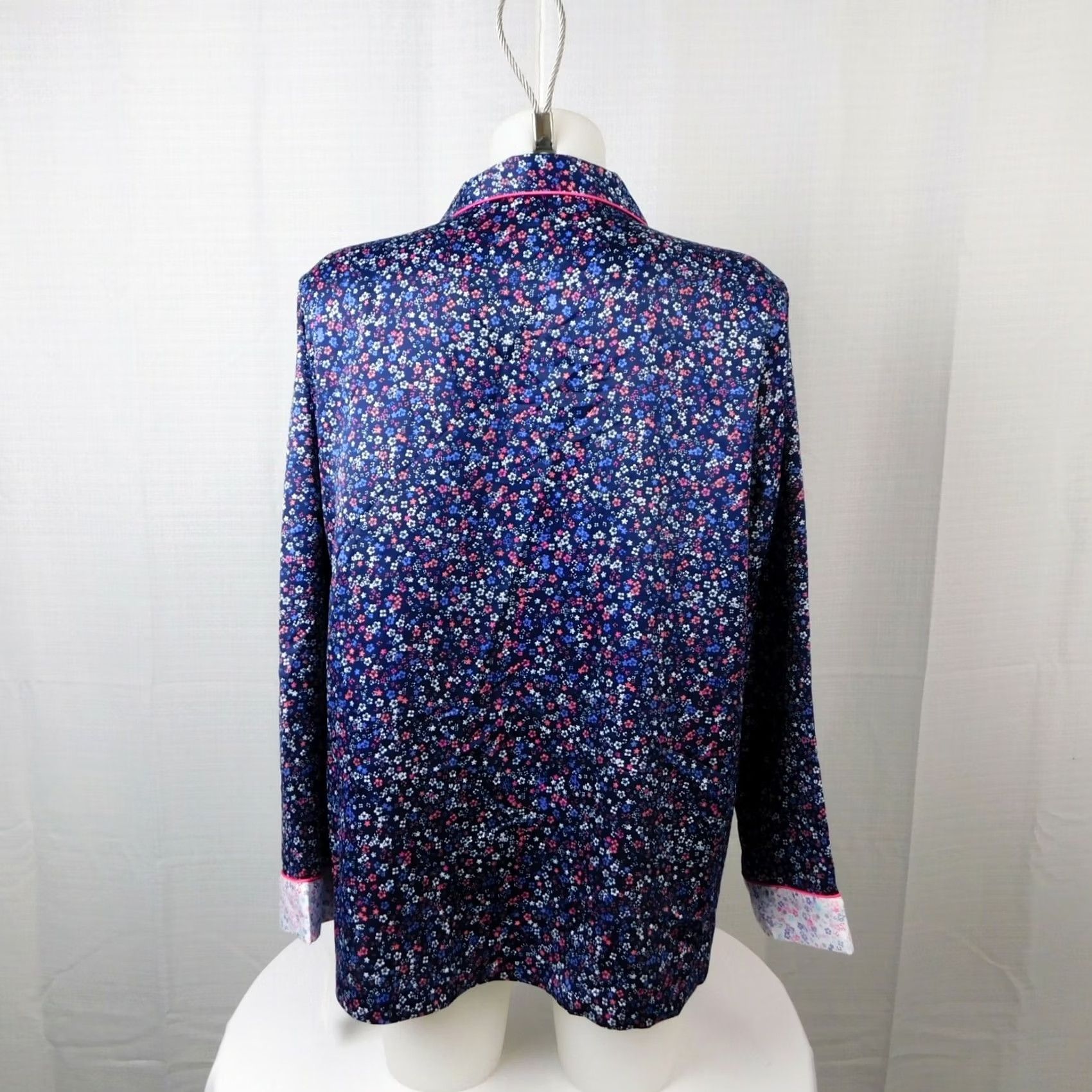 Charter Club Charter Club Pajama Top Shirt 3XL Navy Floral Satin Long Sleeve Notch Collar Buttoned Womens Size XXL / US 16-18 / IT 52-54 - 3 Thumbnail