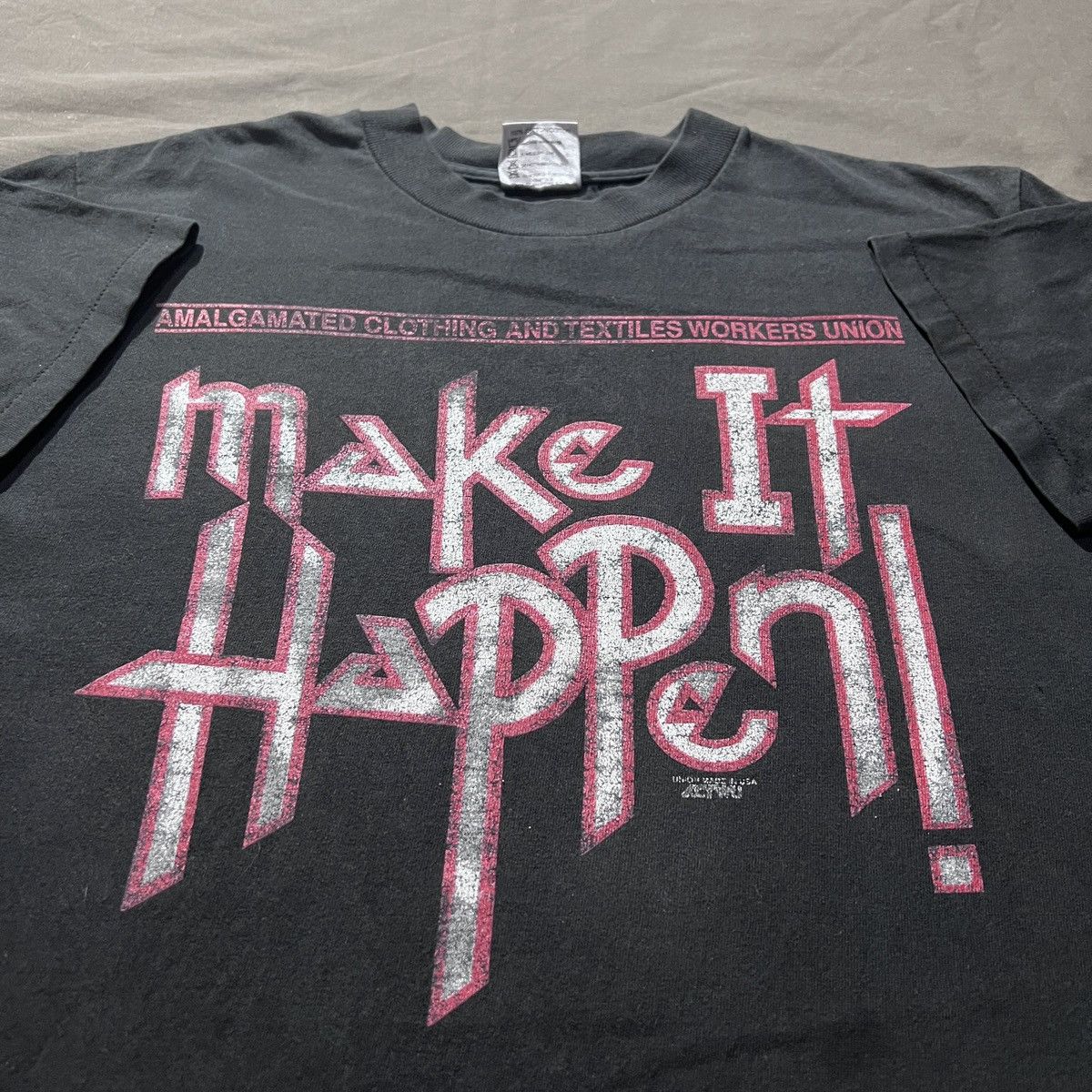 Vintage Vintage 90s ACTWU Make It Happen! Tee Faded Size US M / EU 48-50 / 2 - 1 Thumbnail
