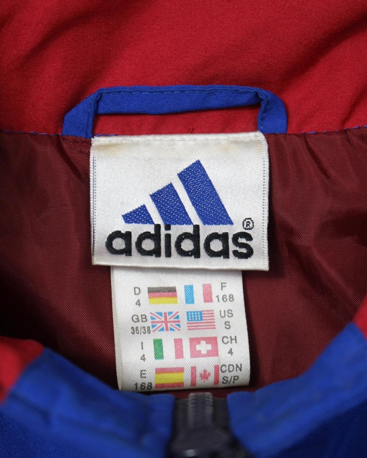 Adidas × Vintage 2000S ADIDAS BIG BACK LOGO WINDBREAKER Size US S / EU 44-46 / 1 - 3 Thumbnail