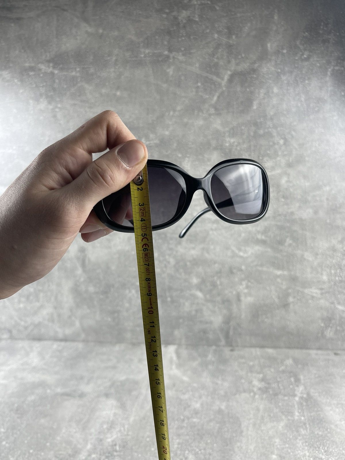 Fendi Fendi Black Oval FF Monogram Sunglasses Italy Made Vintage Size ONE SIZE - 9 Thumbnail
