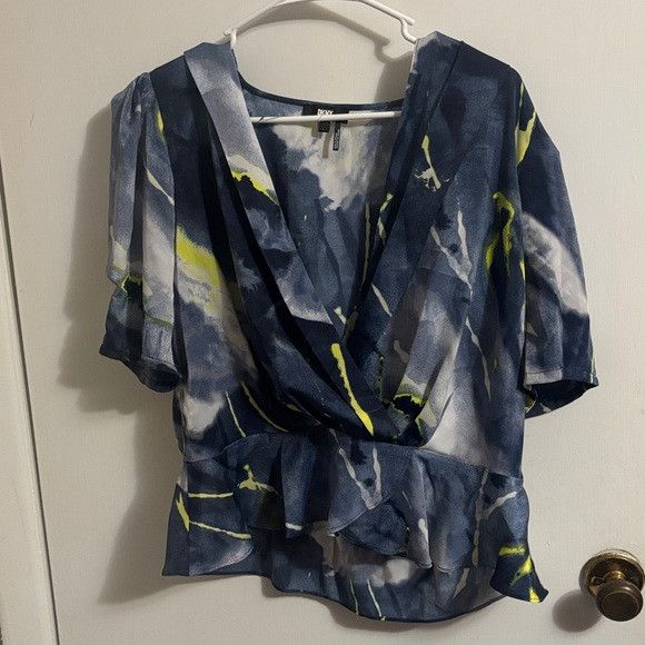 DKNY DKNY Navy Abstract V-Neck Peplum Top with Lime Accents L Size L / US 10 / IT 46 - 5 Thumbnail