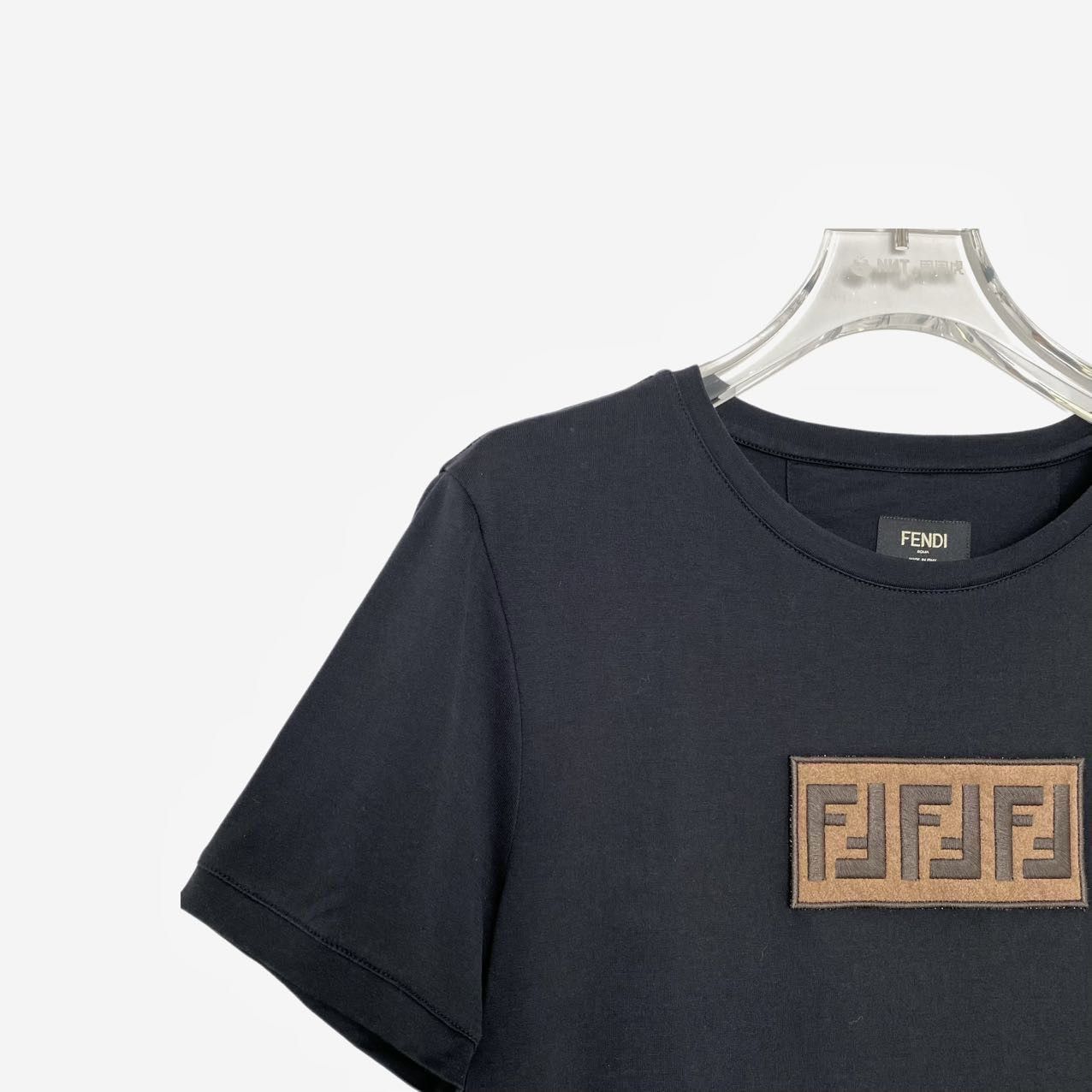 Fendi Fendi Minimalist Classic Black T-shirt K26WX Size US XS / EU 42 / 0 - 3 Thumbnail
