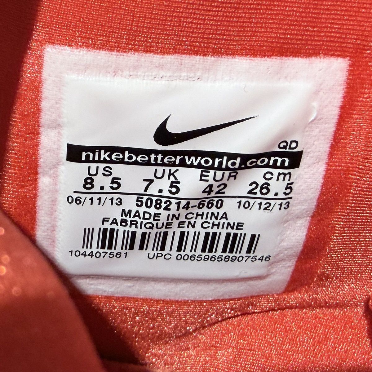 Nike NIKE YEEZY 2 RED OCTOBER Size US 8.5 / EU 41-42 - 25 Thumbnail