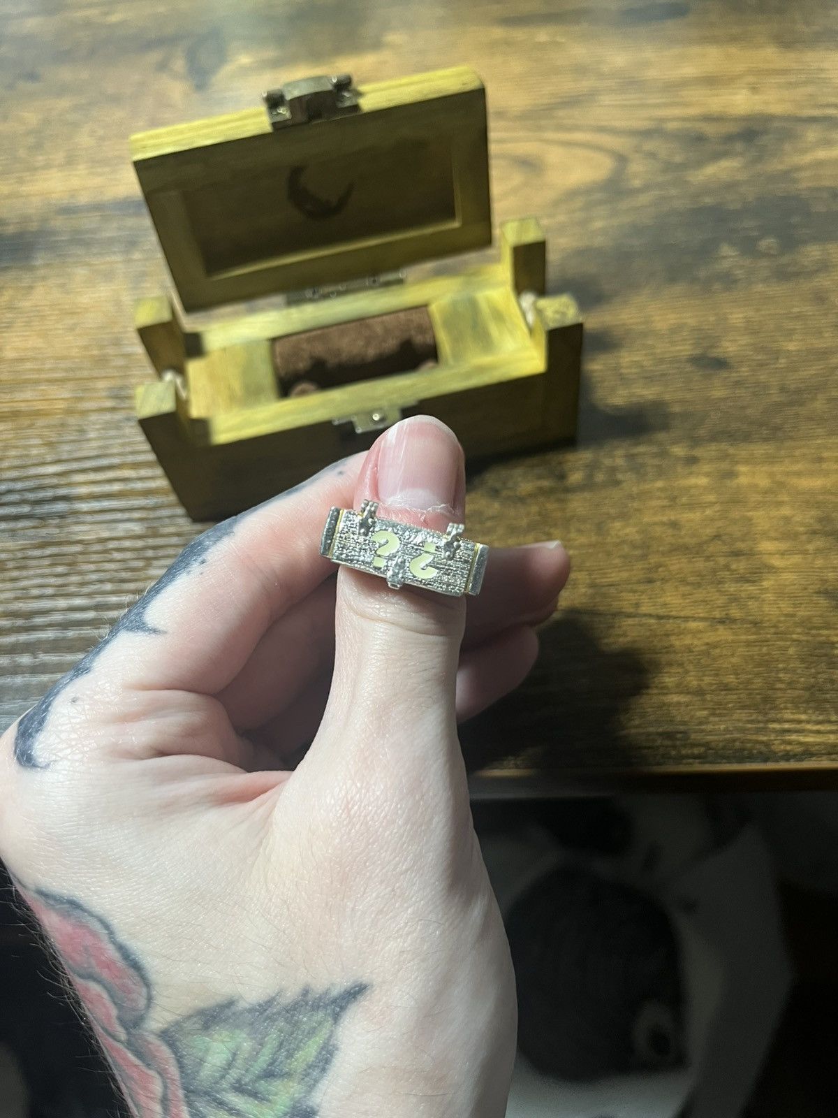 Other Louisvisuals cod zombies mystery box ring size 10 Size ONE SIZE - 6 Thumbnail