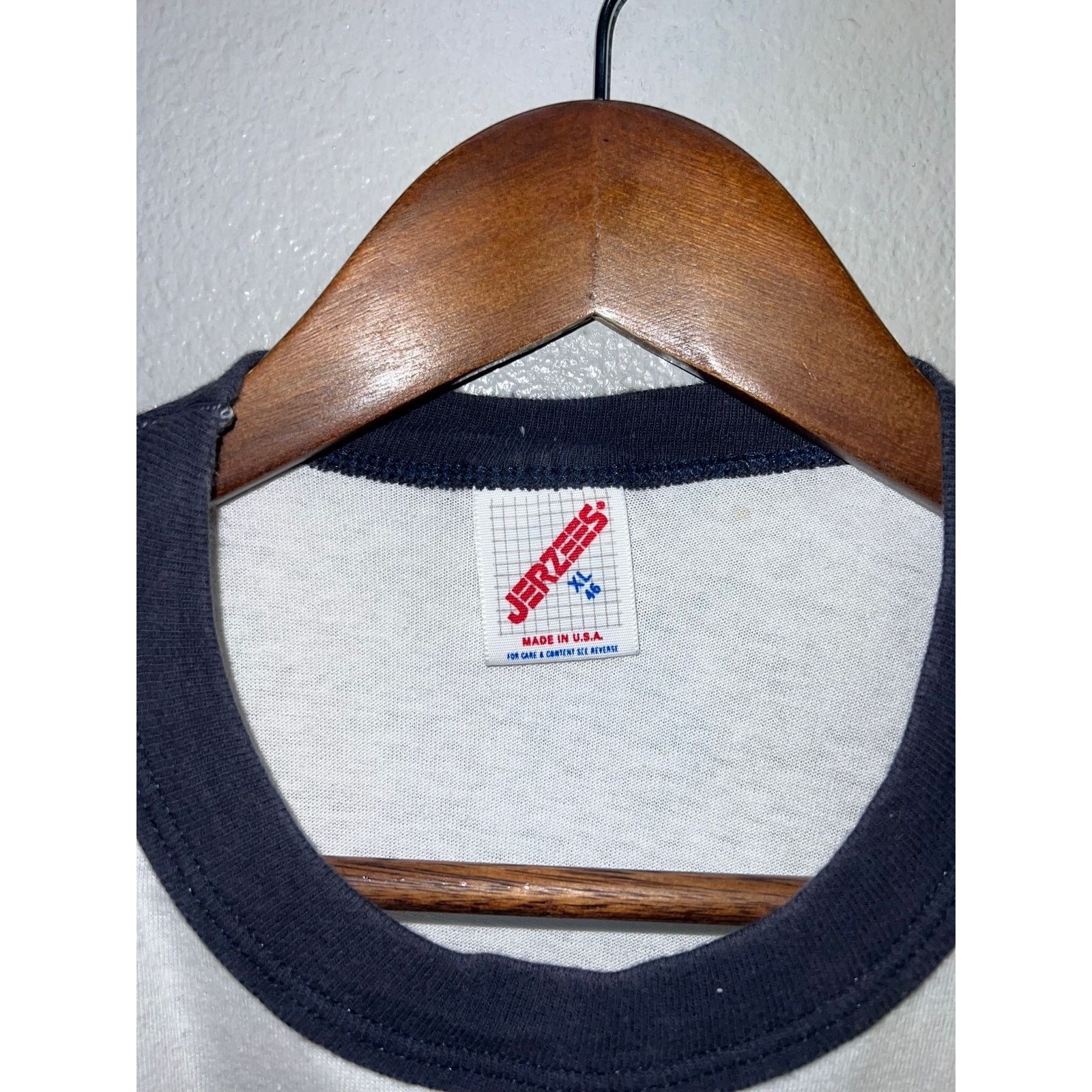 Jerzees Vintage Air Force Pilot Shirt McConnell II USAF 80s Large Size US L / EU 52-54 / 3 - 7 Thumbnail